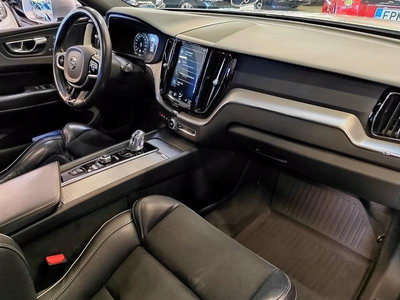 Volvo XC60 T8 AWD R-DESIGN AUT