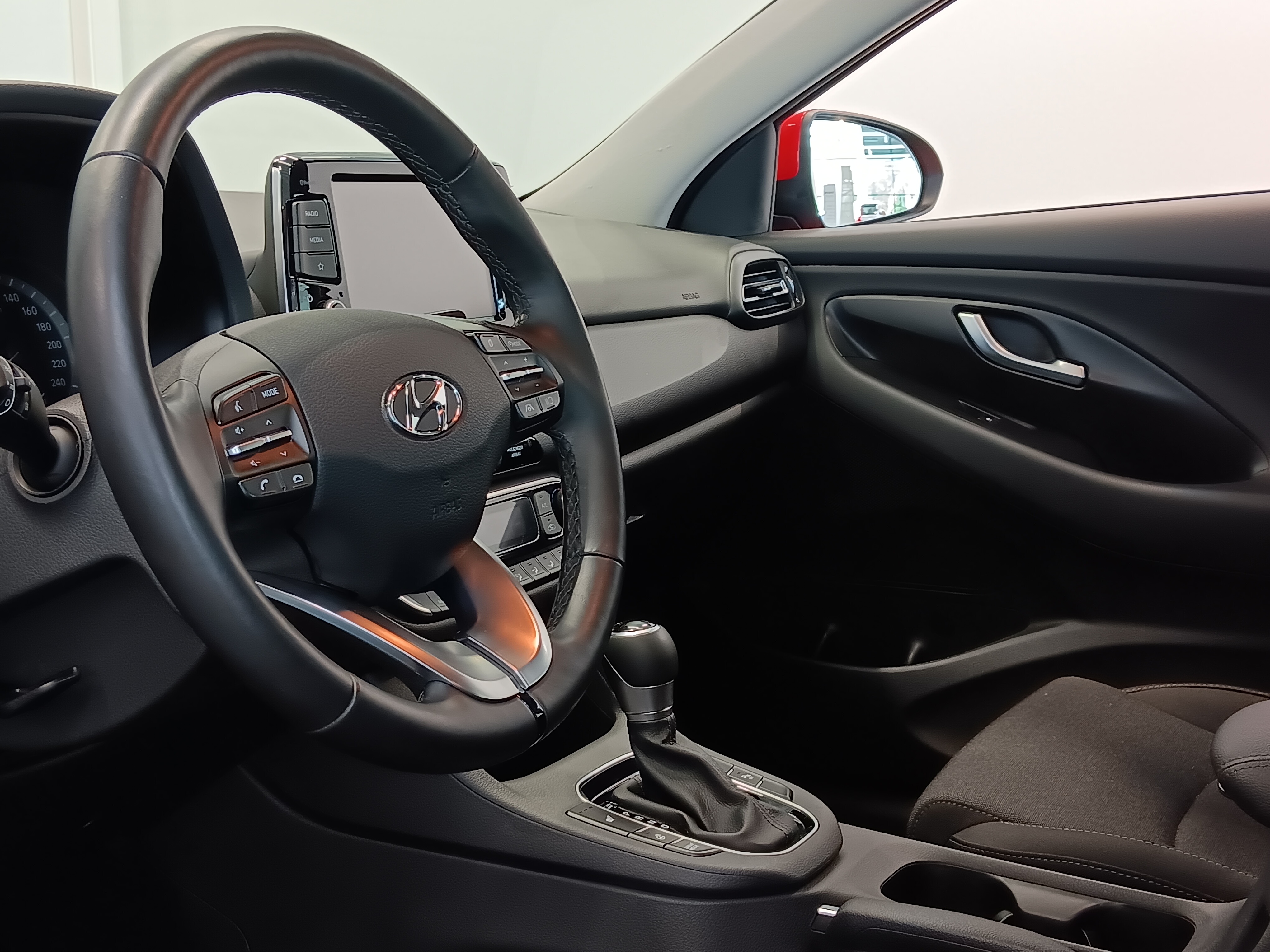 Hyundai I30 WAGON 1,0 T-GDI 120 HV 48V HYBRID 7-DCT-AUT COMFORT