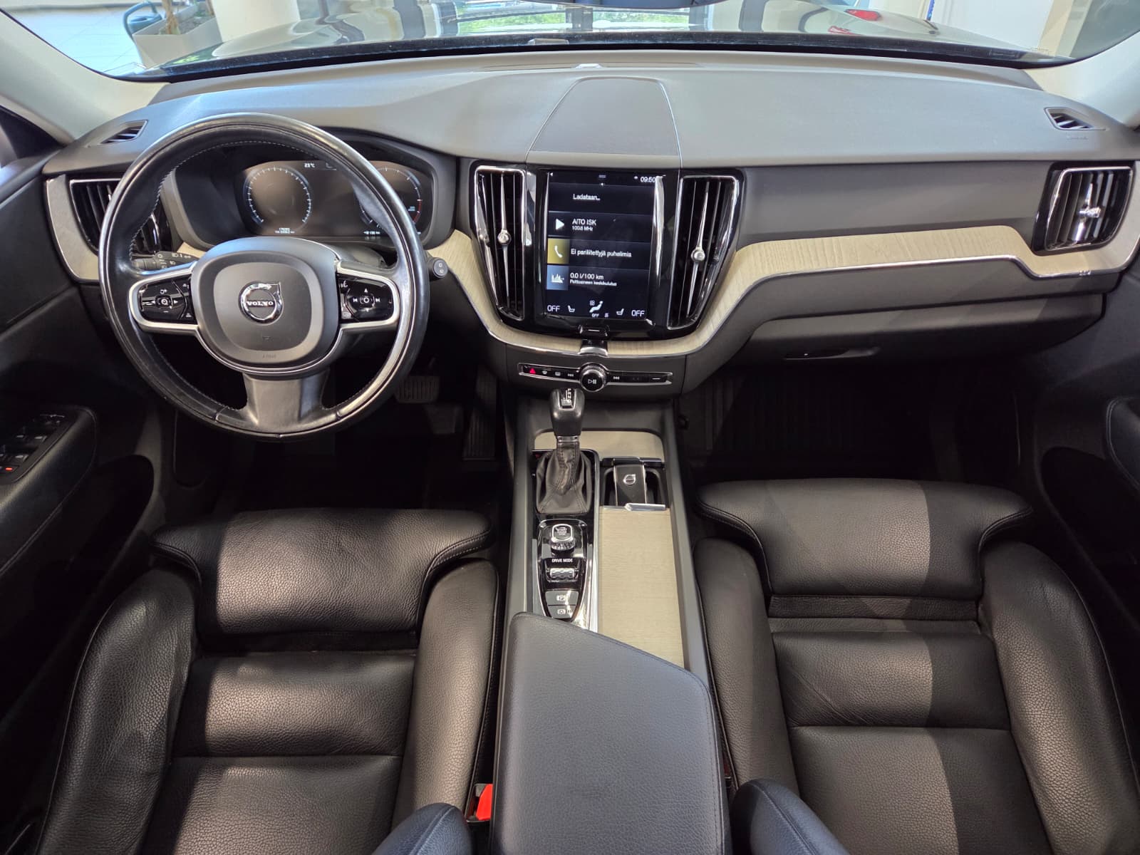 Volvo XC60 D4 AWD Inscription aut 2018, kuva 5/17