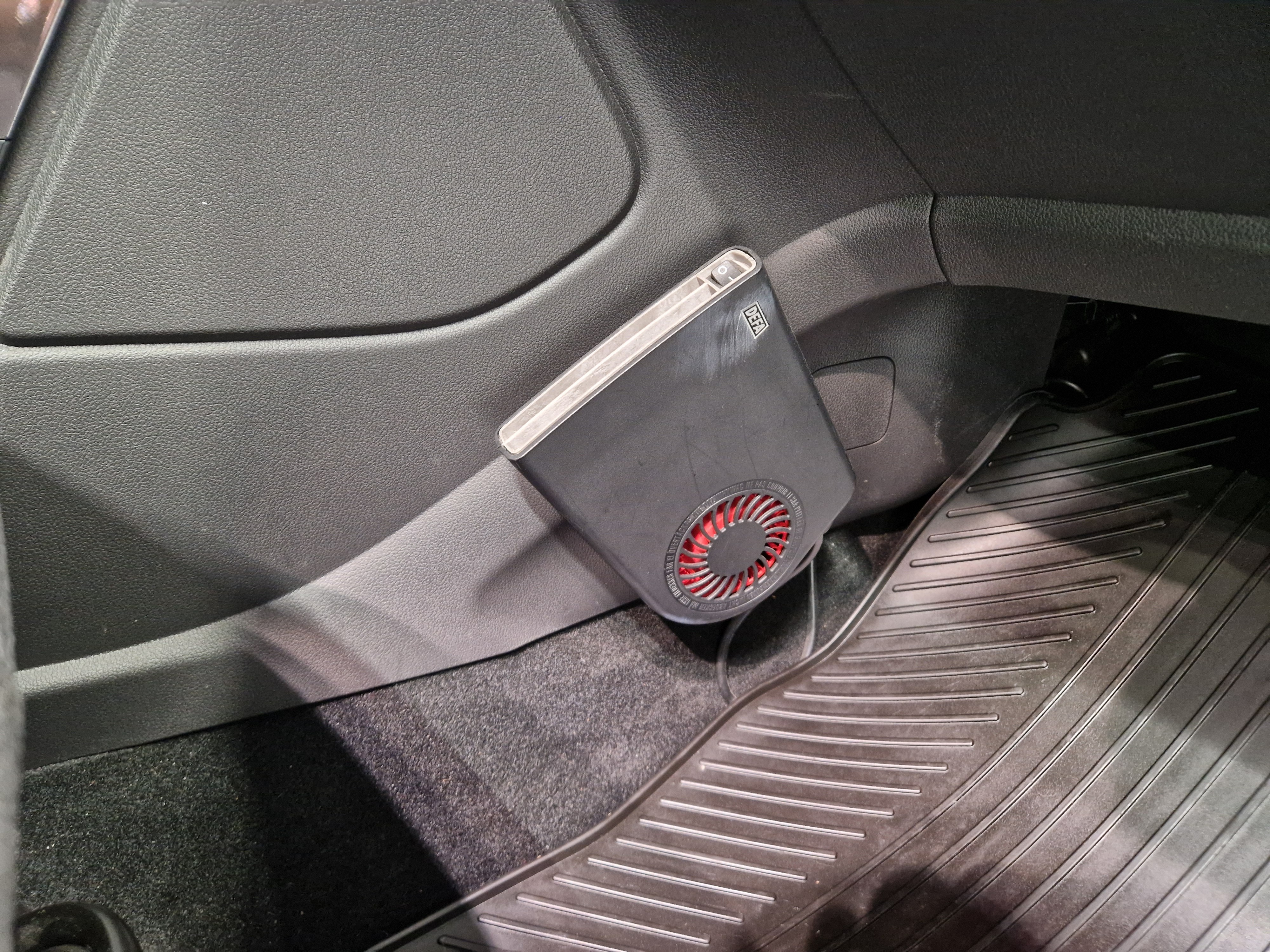 Ford C-MAX 1,0 ECOBOOST 125 HV START/STOP M6 TITANIUM COMPACT