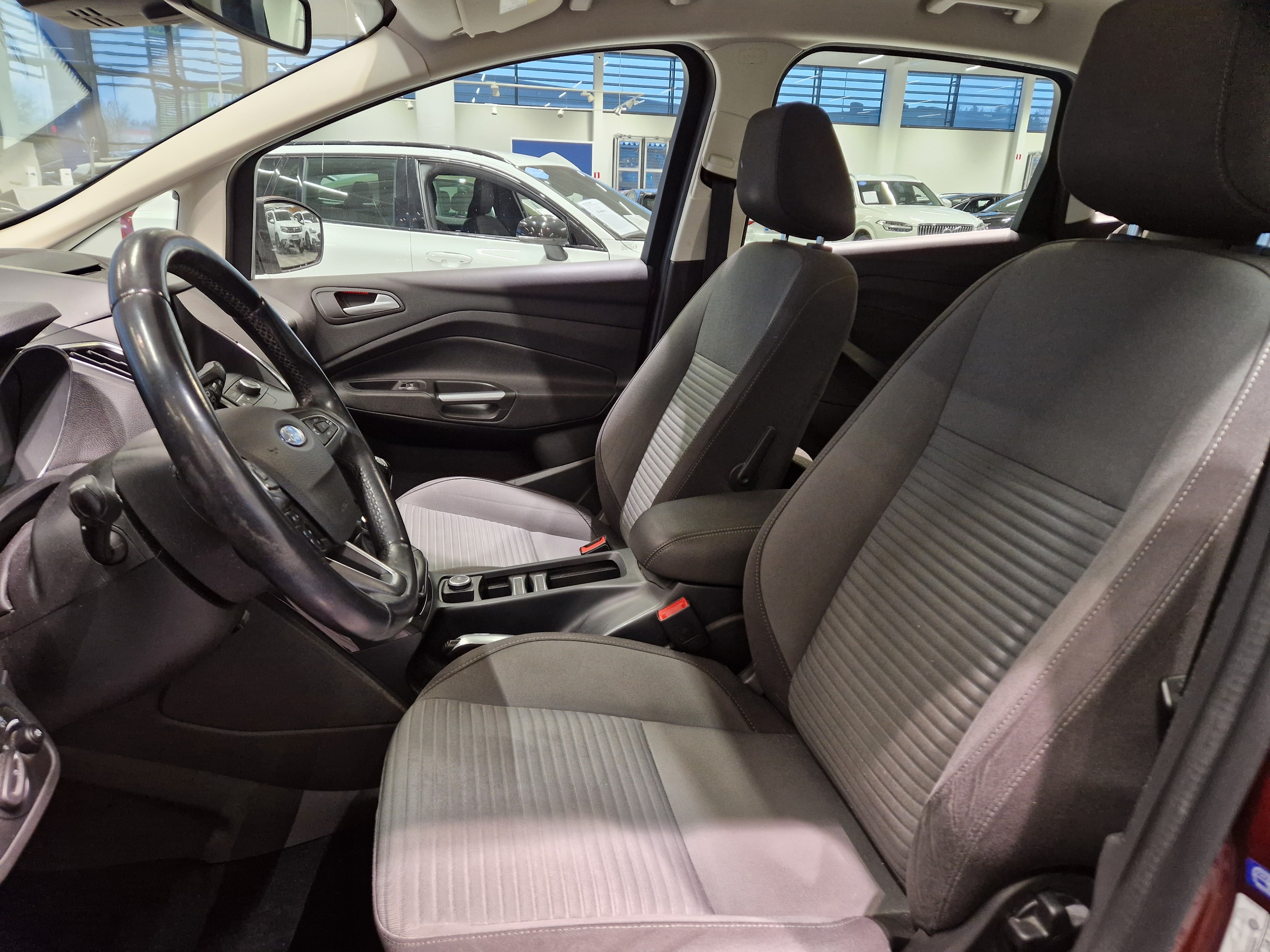 Ford C-MAX 1,0 ECOBOOST 125 HV START/STOP M6 TITANIUM COMPACT