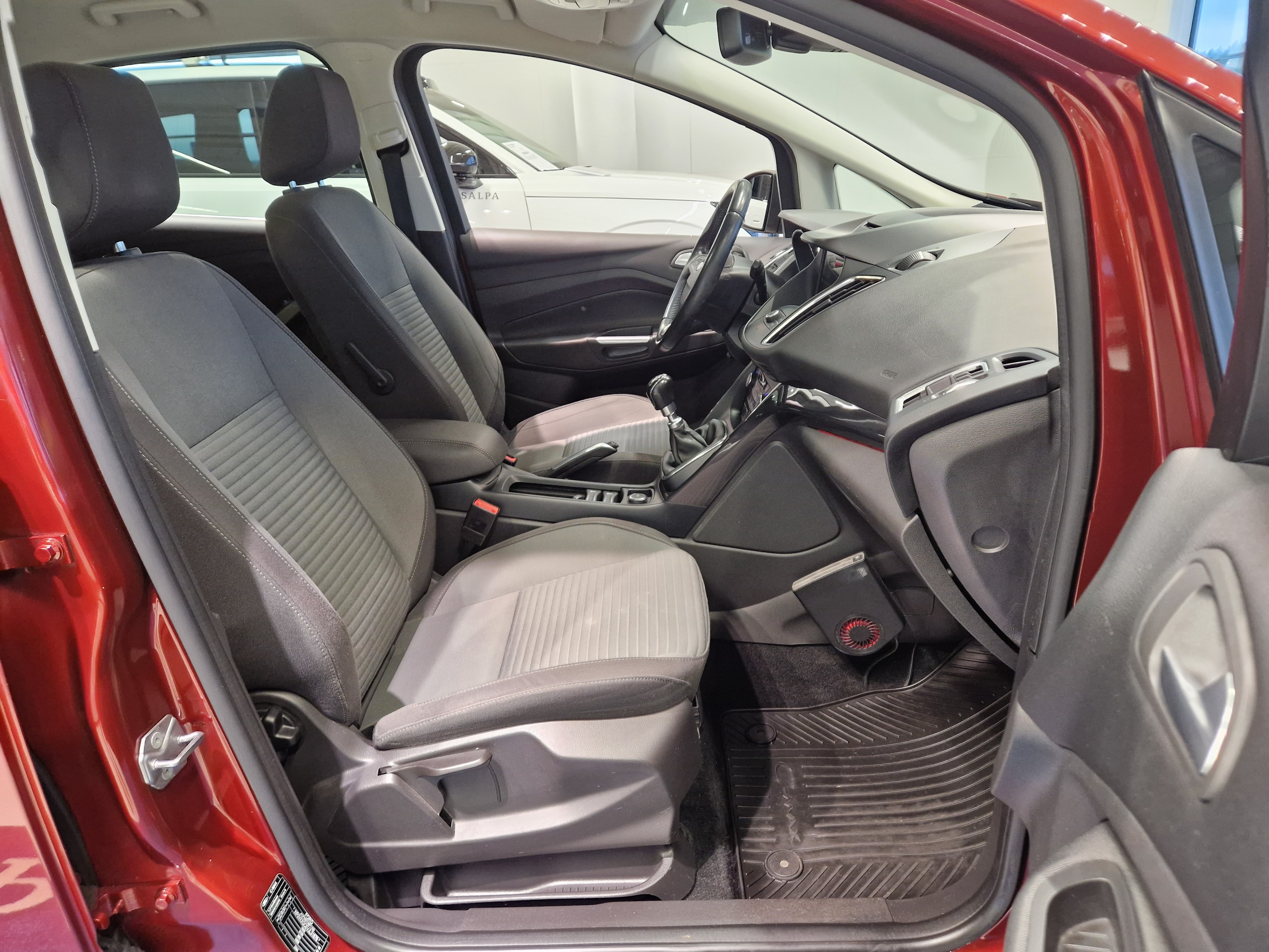 Ford C-MAX 1,0 ECOBOOST 125 HV START/STOP M6 TITANIUM COMPACT