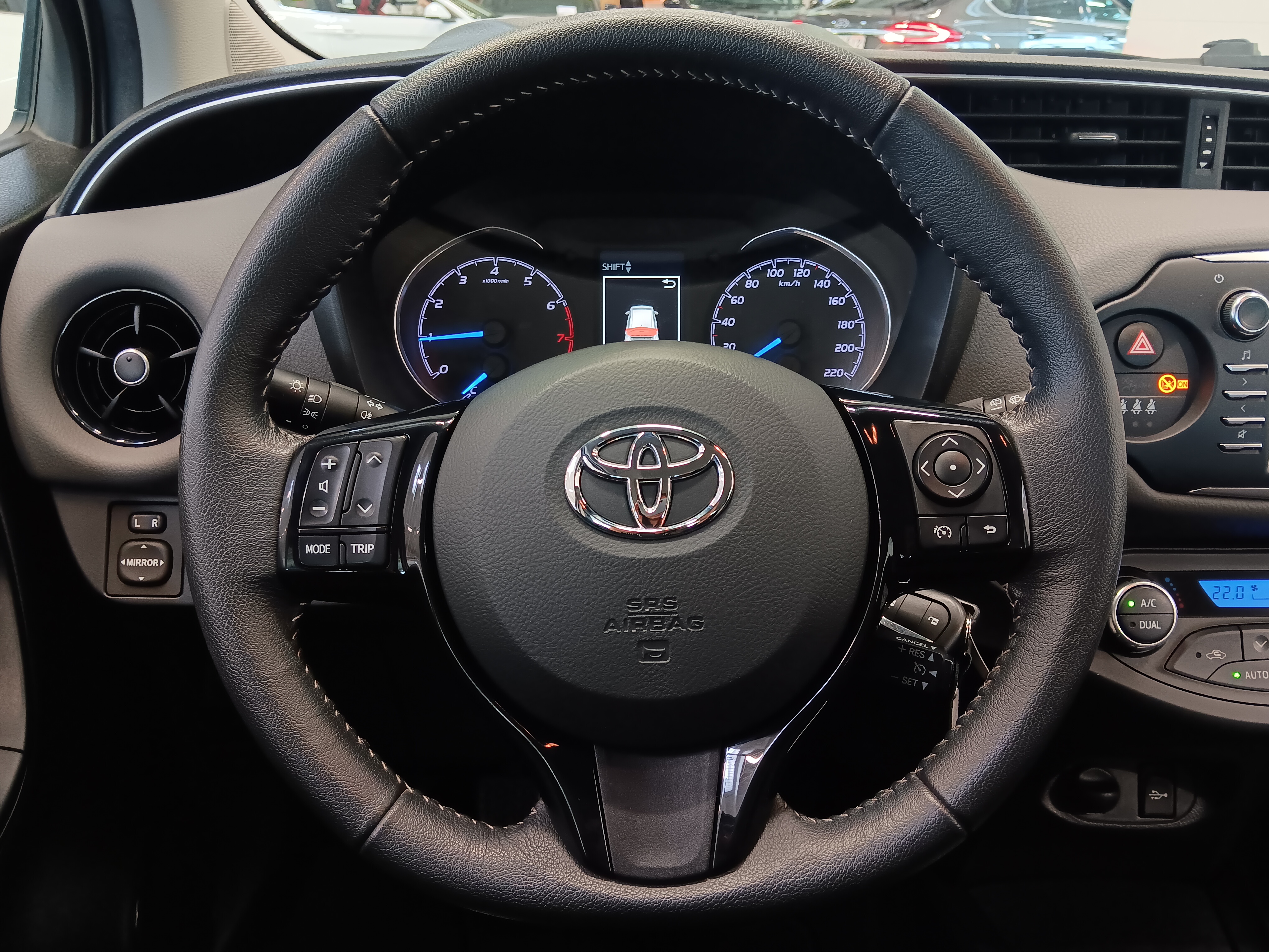 Toyota YARIS 1,5 DUAL VVT-I ACTIVE 5OV