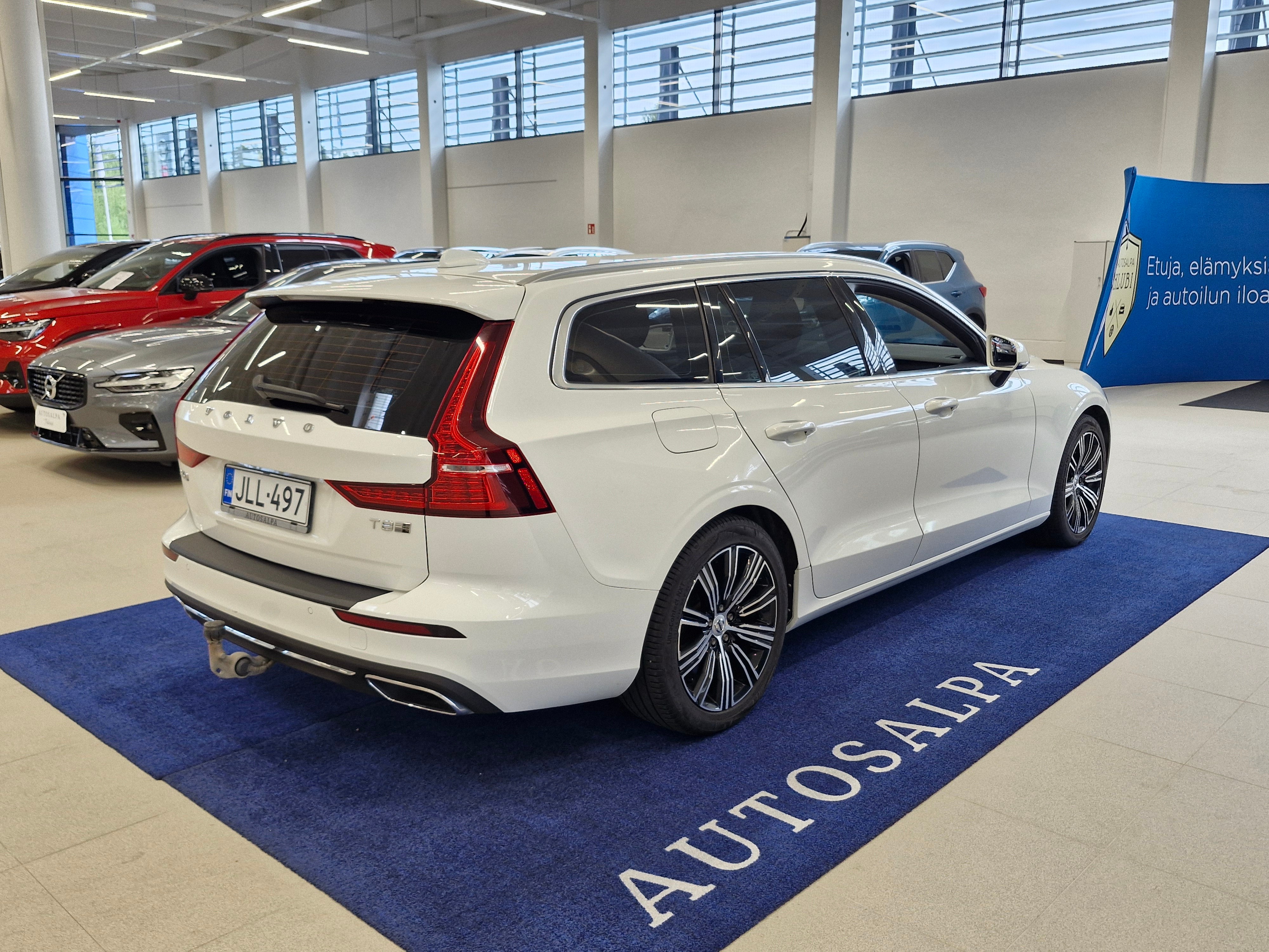 Volvo V60 T8 TWE AWD INSCRIPTION AUT