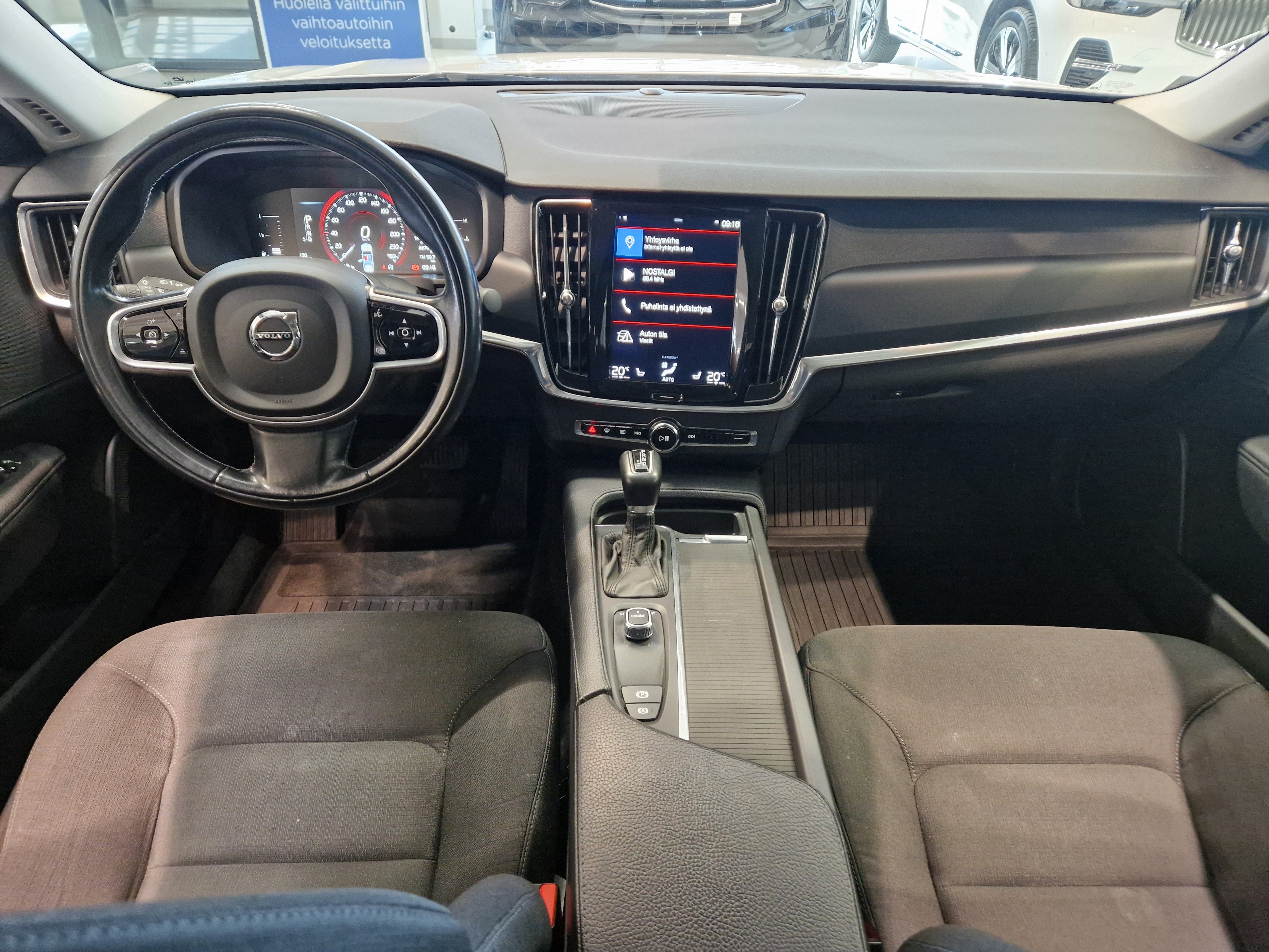 Volvo S90 D4 AWD Momentum aut 2017, kuva 6/16
