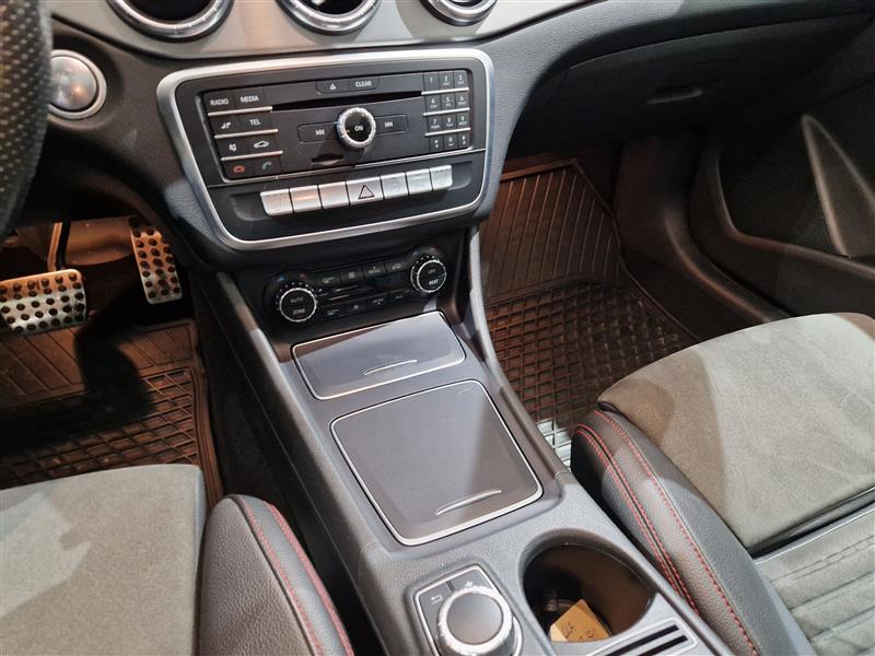 Mercedes-benz CLA 180 A SHOOTING BRAKE AMG