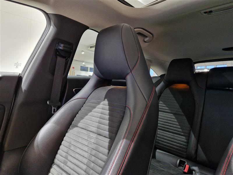 Mercedes-benz CLA 180 A SHOOTING BRAKE AMG