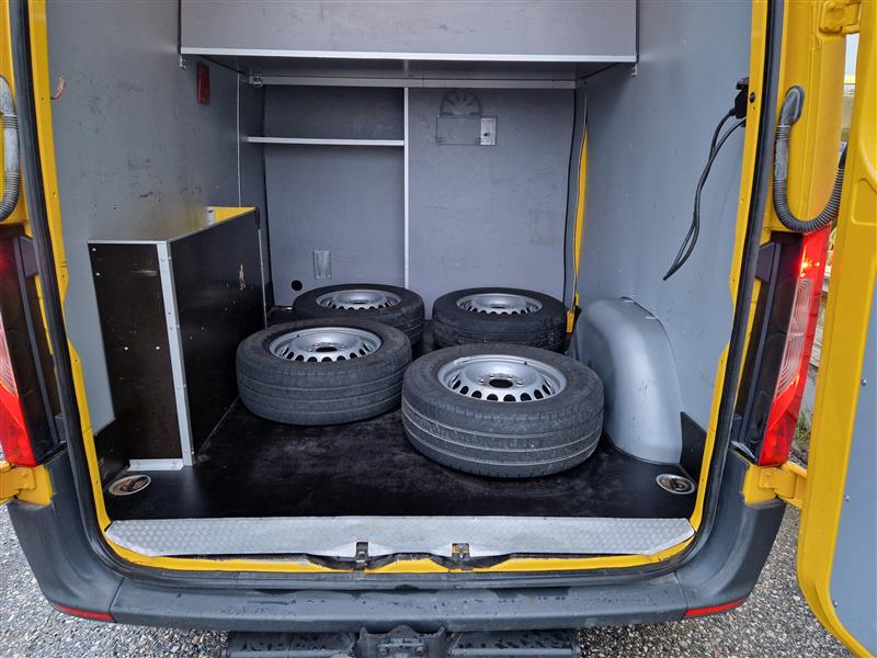 Mercedes-benz SPRINTER 214CDI FWD A RETKEILYAUTO