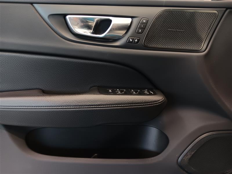 Volvo V60 CROSS COUNTRY B4 AWD D-MHEV BUSINESS AUT TAKUU 12KK/20TKM