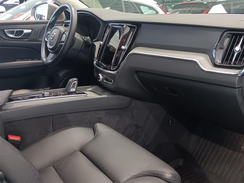 Volvo V60 Cross Country 2021, kuva 7/15