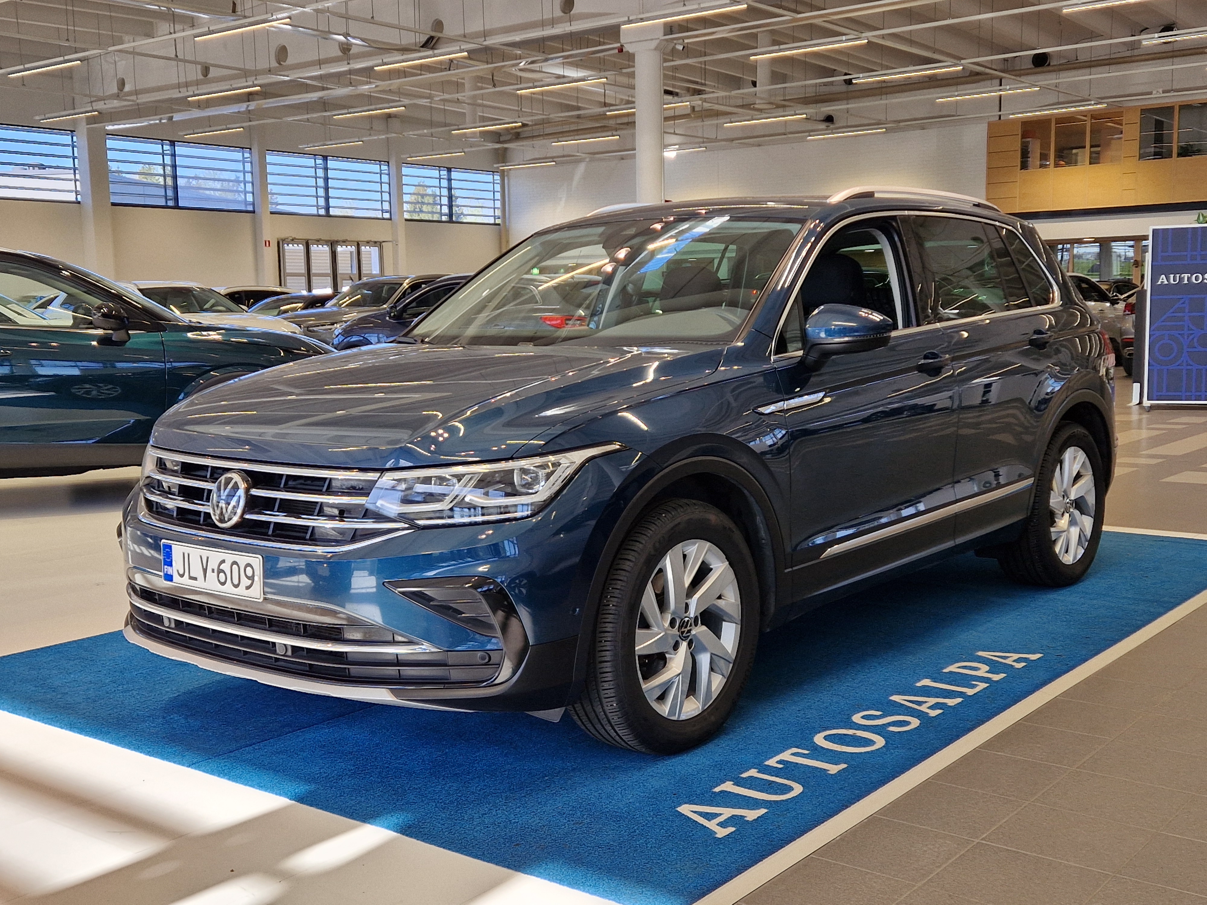 Volkswagen TIGUAN STYLE 2,0 TDI SCR 110 KW 4MOTION DSG-AUTOMAATTI