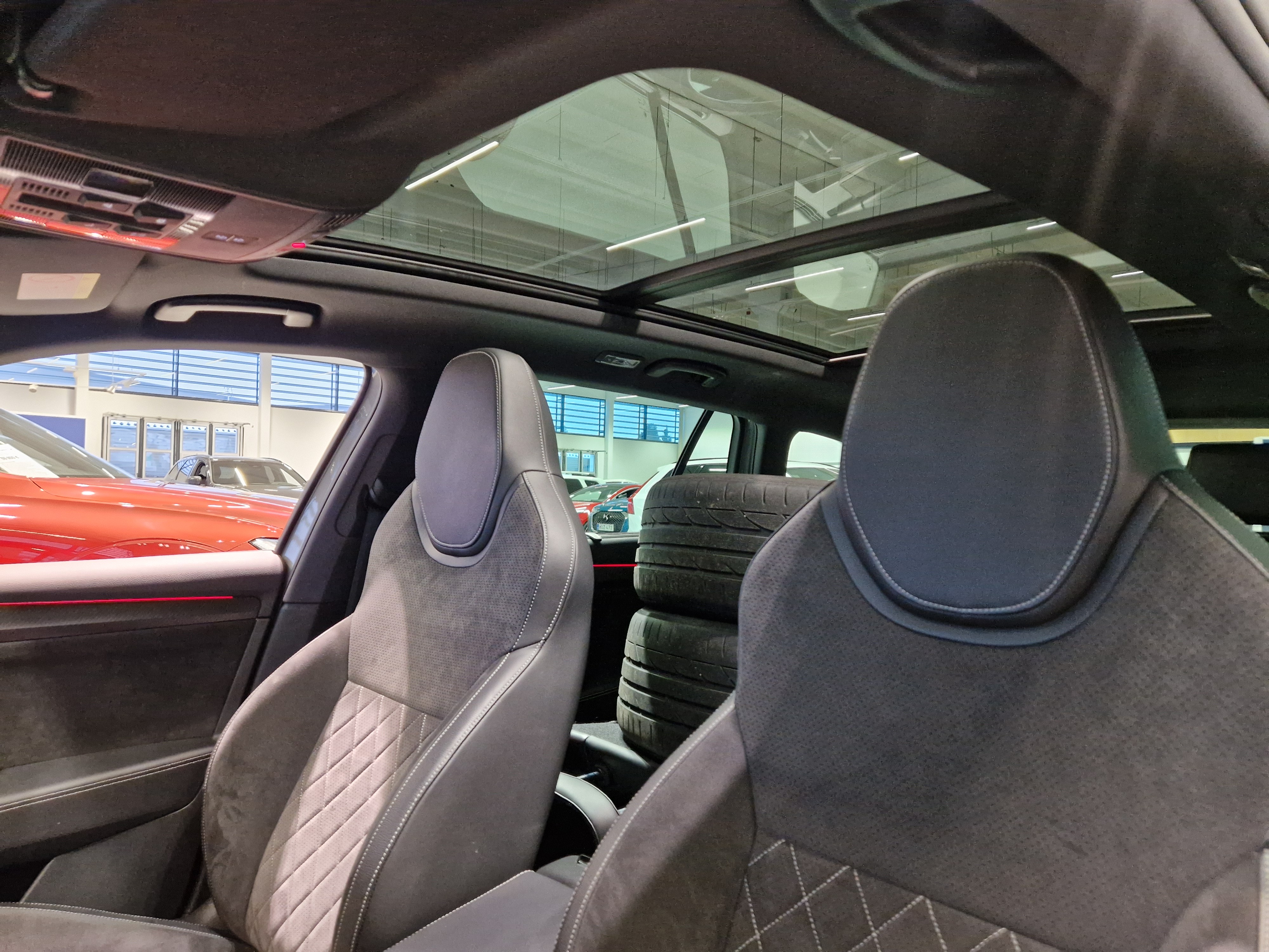 Skoda SUPERB COMBI 1,4 TSI PHEV SPORTLINE IV DSG TAKUU 12KK/20T