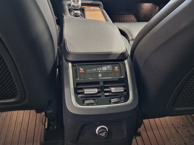 Volvo XC90 T8 TWE AWD INSCRIPTION AUT. TAKUU 24KK/40TKM