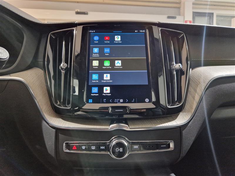 Volvo XC60 B4 AWD D-MHEV INSCRIPTION EDITION AUT