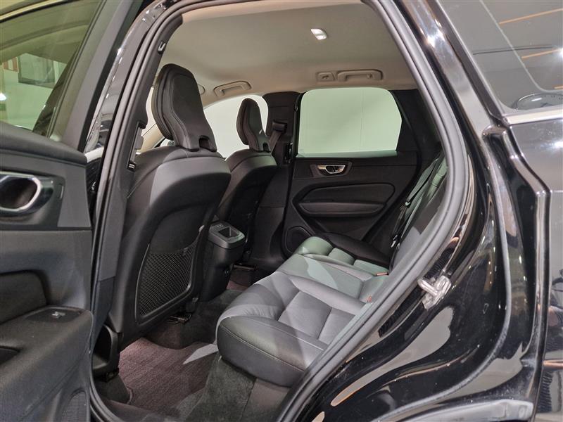 Volvo XC60 B4 AWD D-MHEV INSCRIPTION EDITION AUT