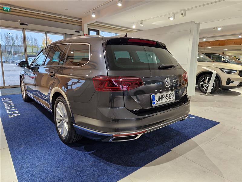 Volkswagen Passat 2020, bild 6/25