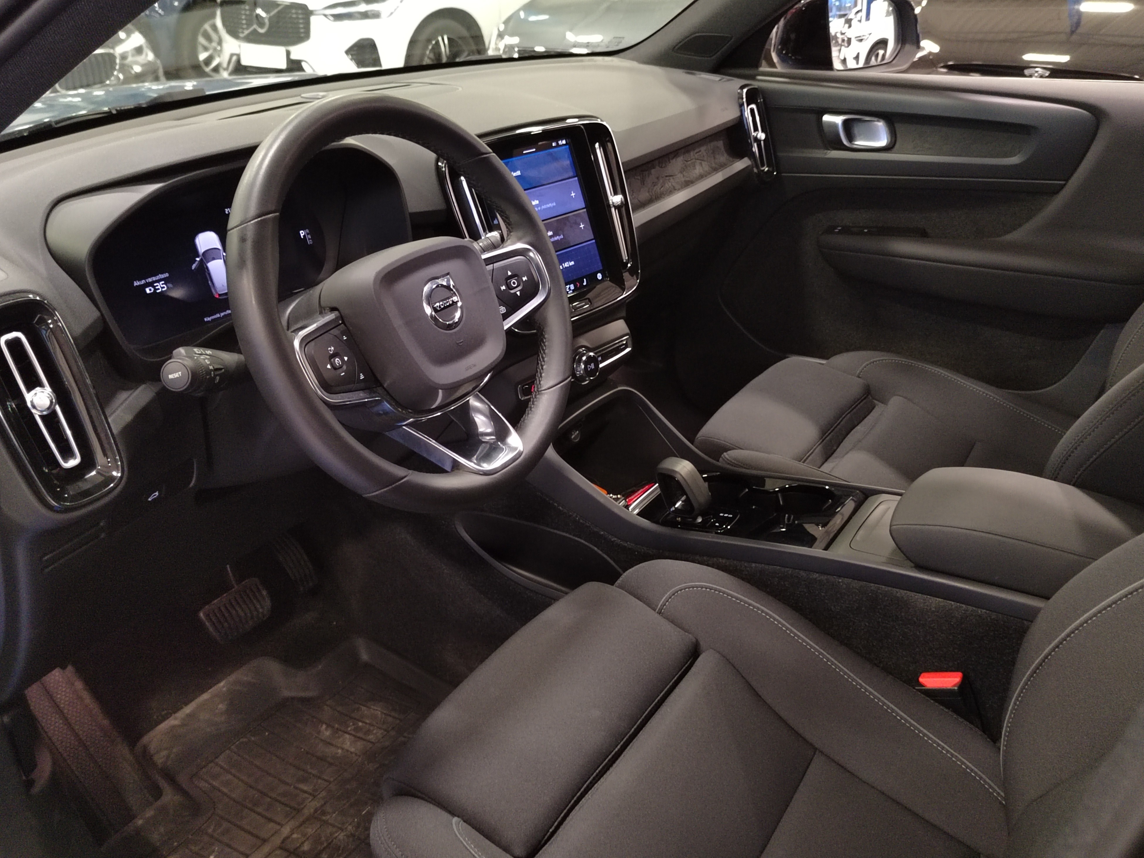 Volvo XC40 RECHARGE TWIN PLUS TAKUU 24KK/40TKM