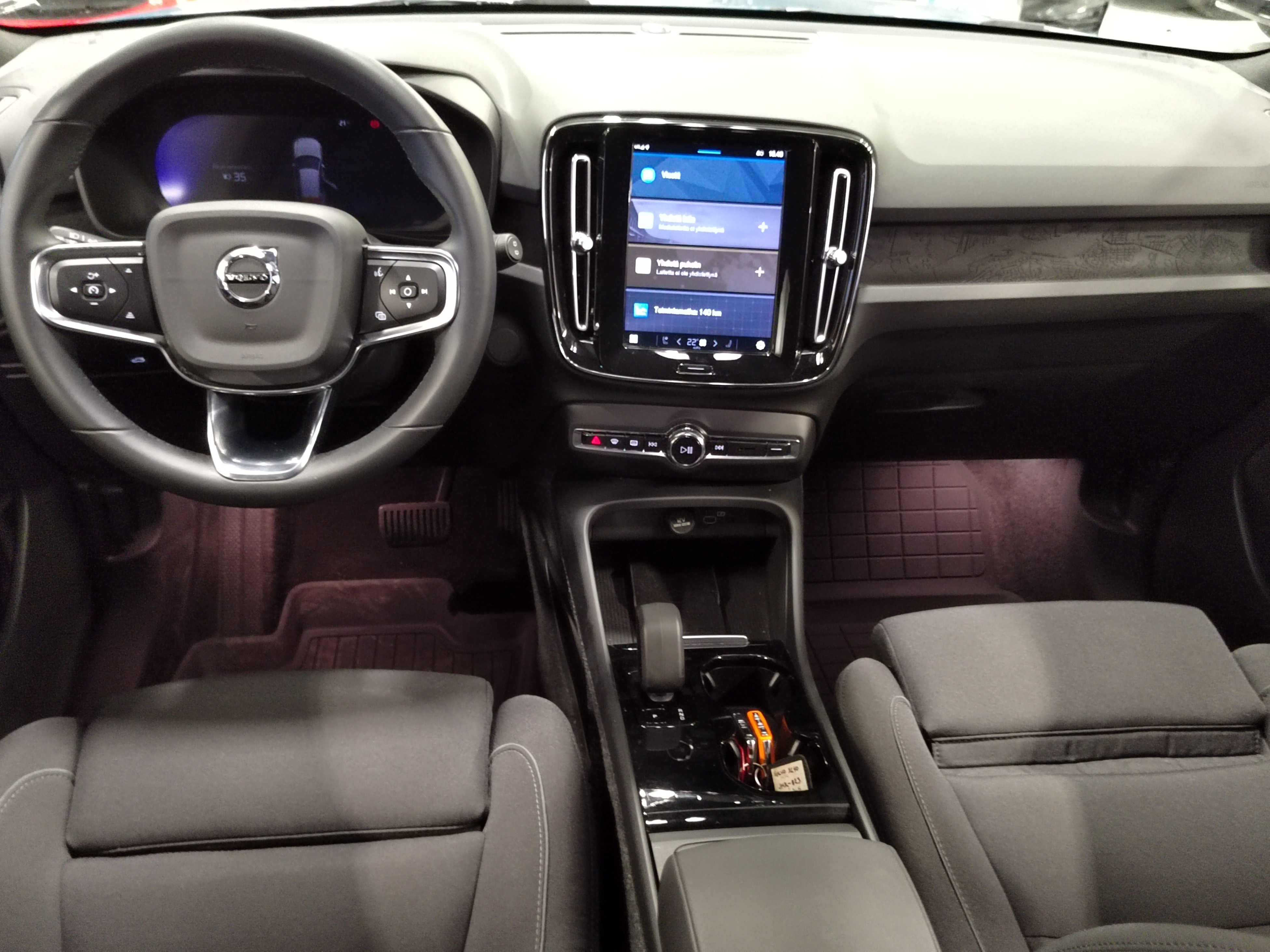 Volvo XC40 RECHARGE TWIN PLUS TAKUU 24KK/40TKM