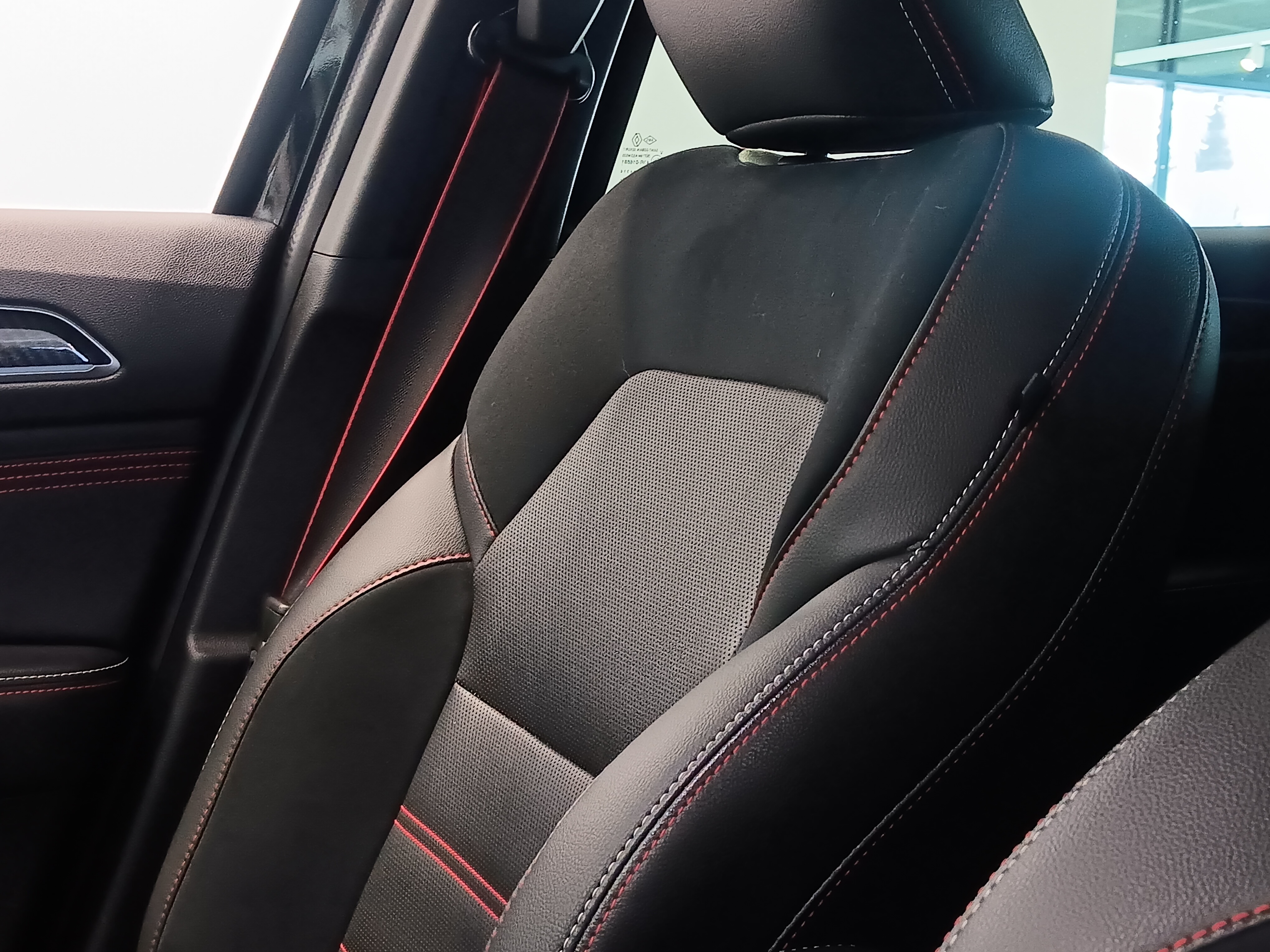 Renault ARKANA E-TECH 145 HYBRID R.S. LINE TAKUU 24KK/40TKM