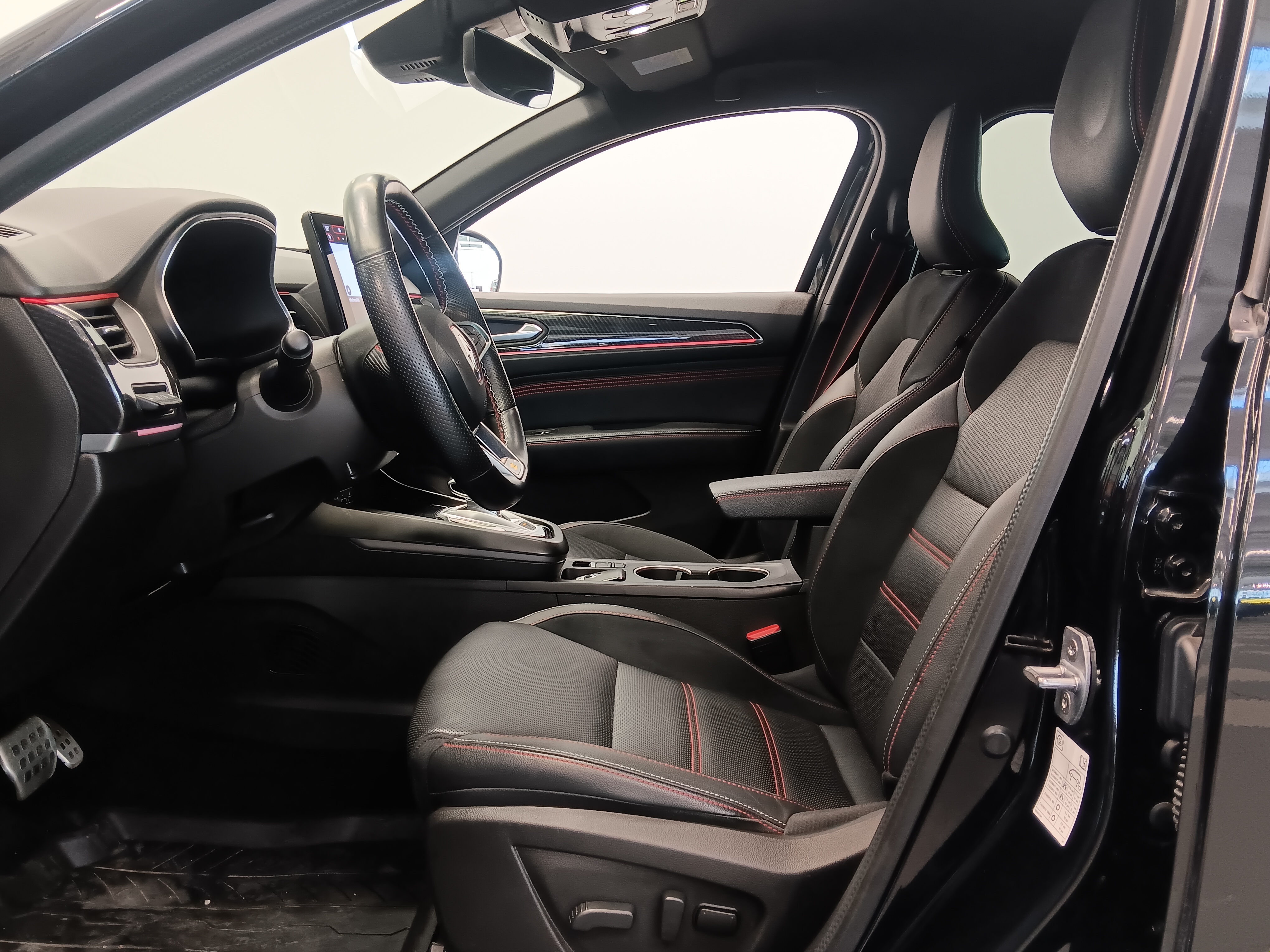 Renault ARKANA E-TECH 145 HYBRID R.S. LINE TAKUU 24KK/40TKM