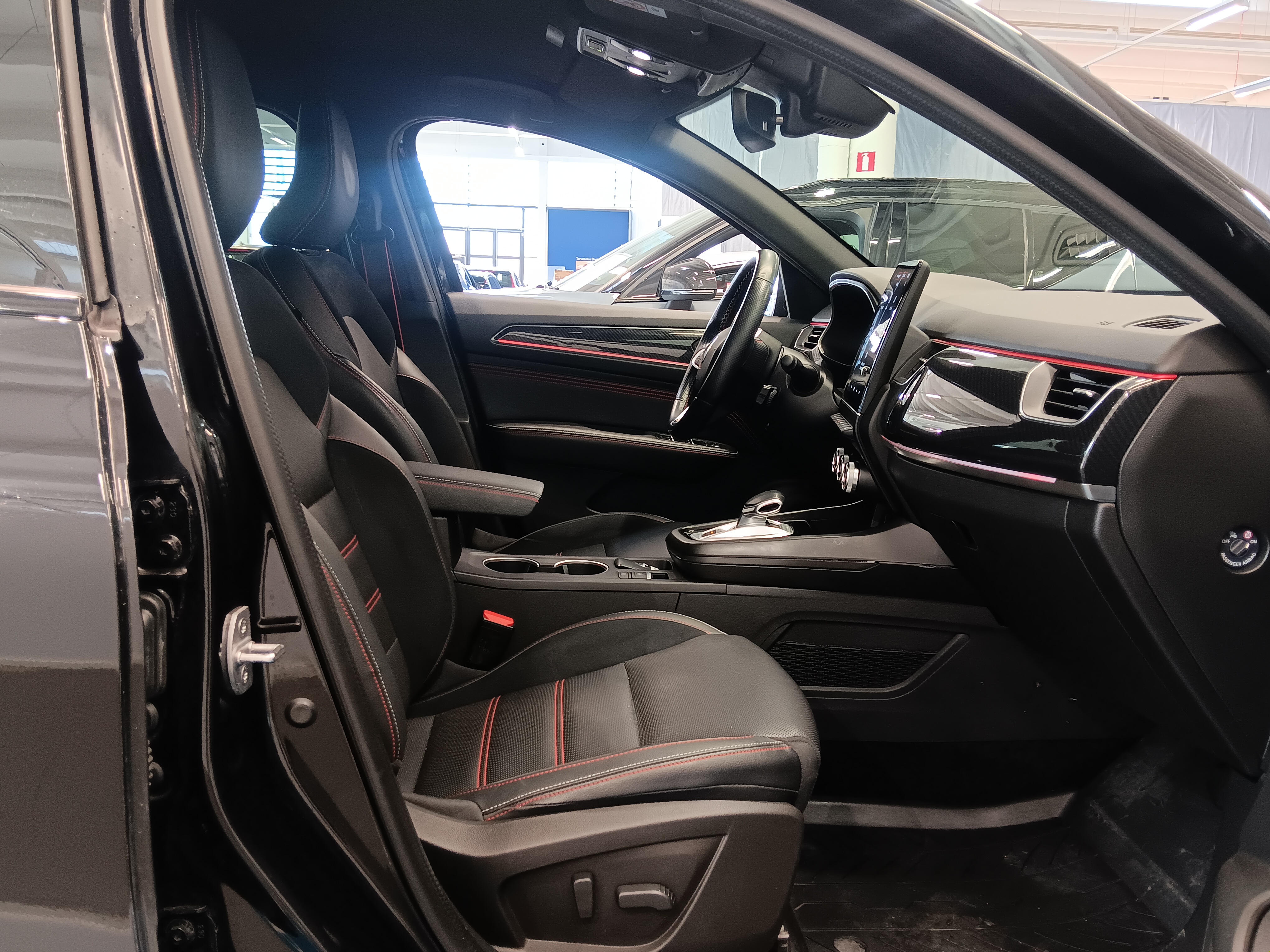 Renault ARKANA E-TECH 145 HYBRID R.S. LINE TAKUU 24KK/40TKM