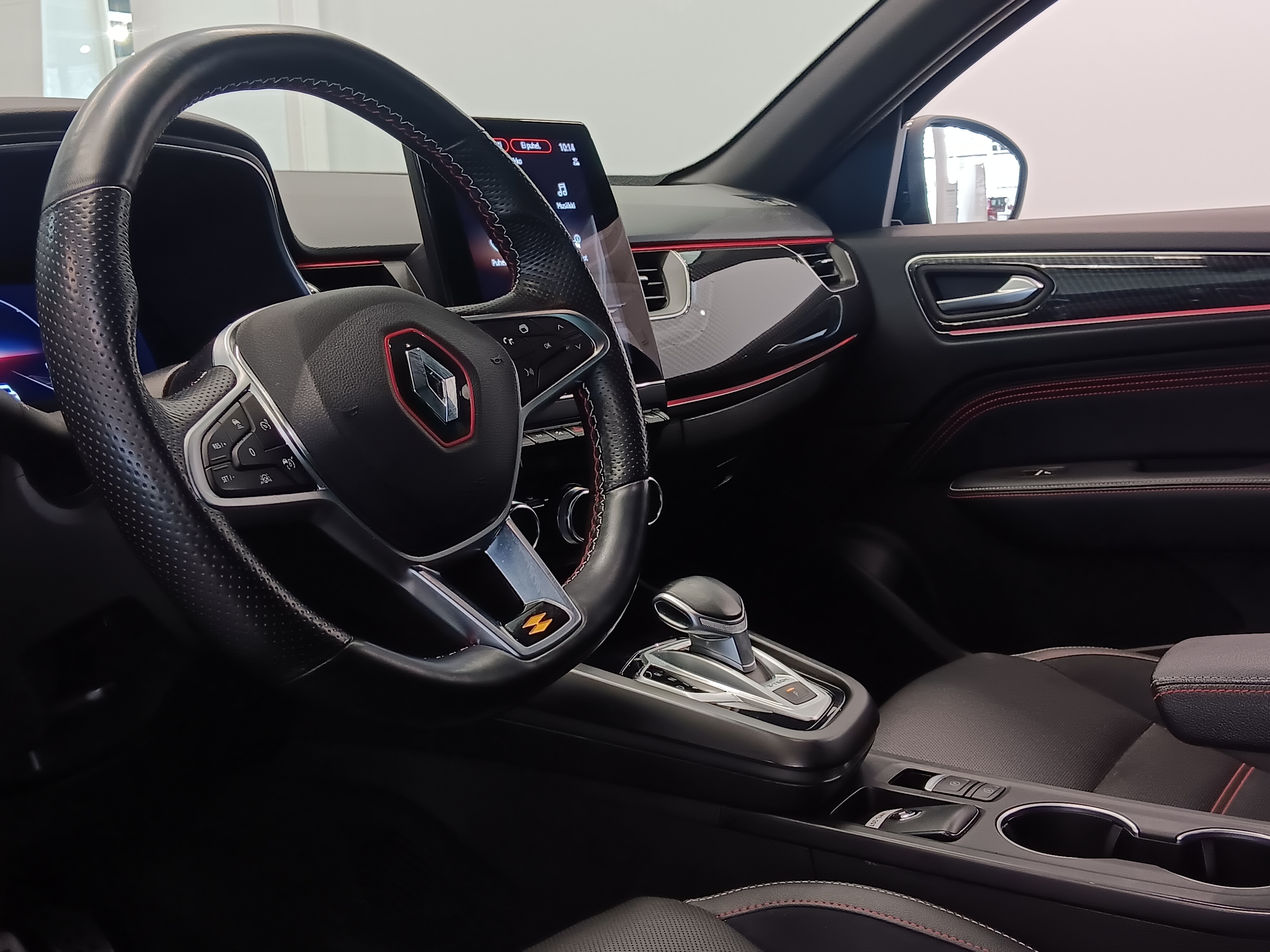 Renault ARKANA E-TECH 145 HYBRID R.S. LINE TAKUU 24KK/40TKM