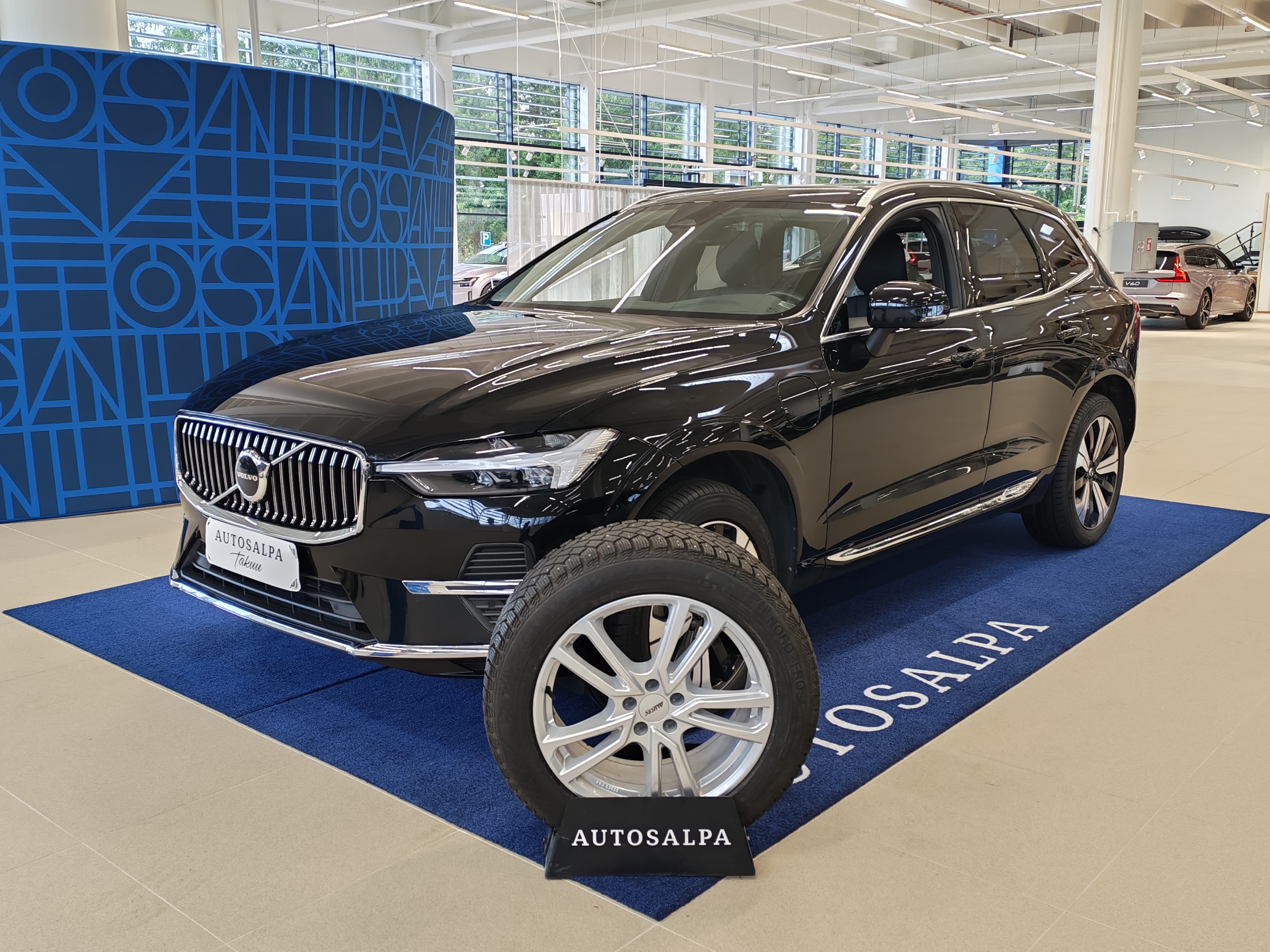 Volvo XC60 2023, kuva 2/10