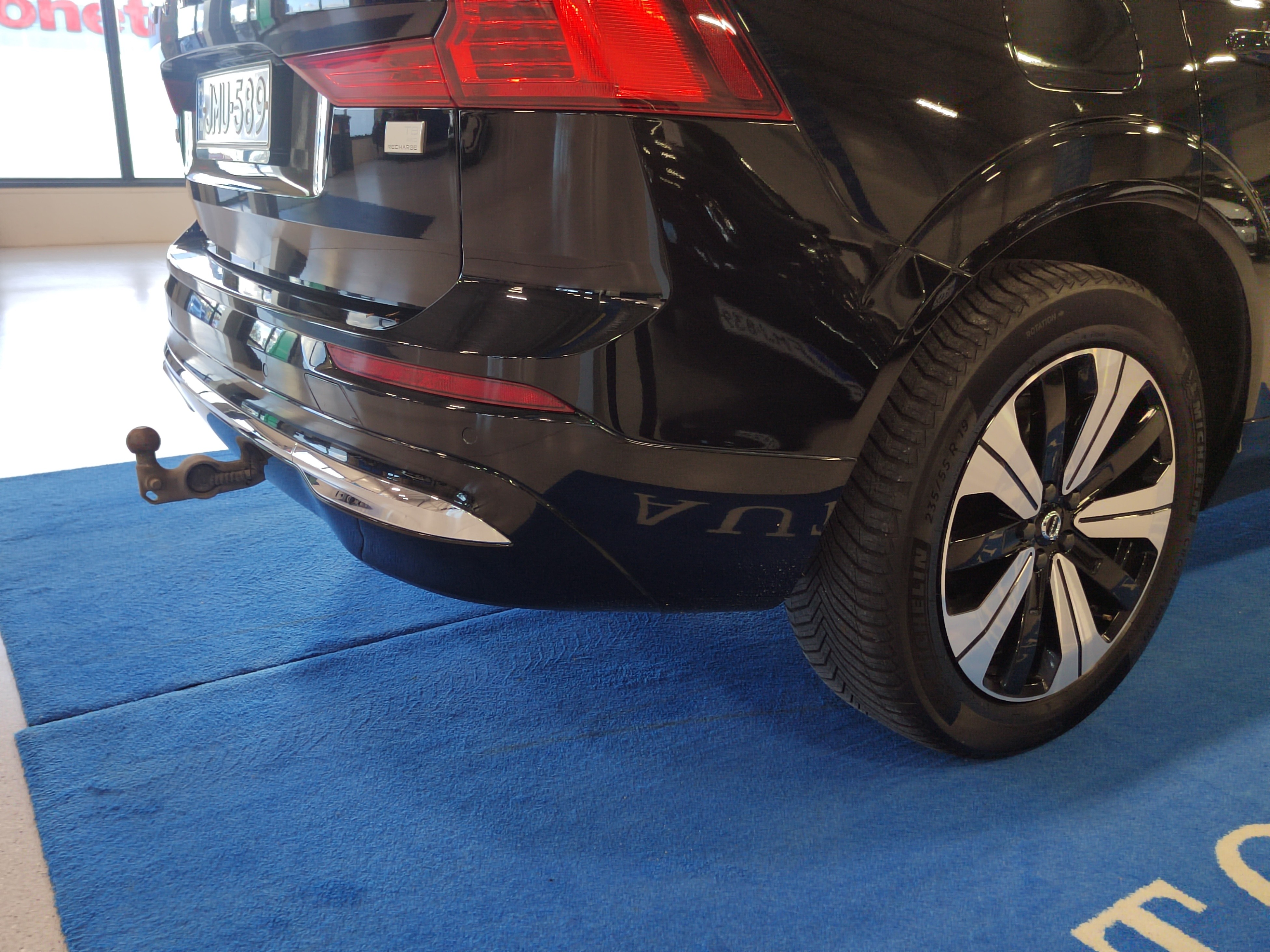 Volvo XC60 T8 AWD LONG RANGE PLUS BRIGHT TAKUU 24KK/40TKM