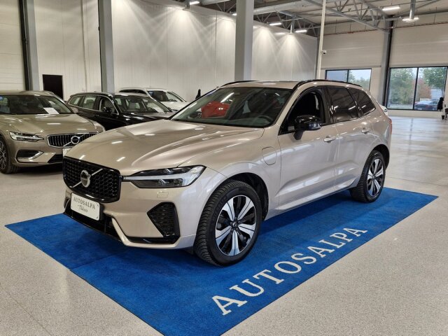Volvo XC60 T8 AWD LONG RANGE PLUS DARK TAKUU 24KK/40TKM