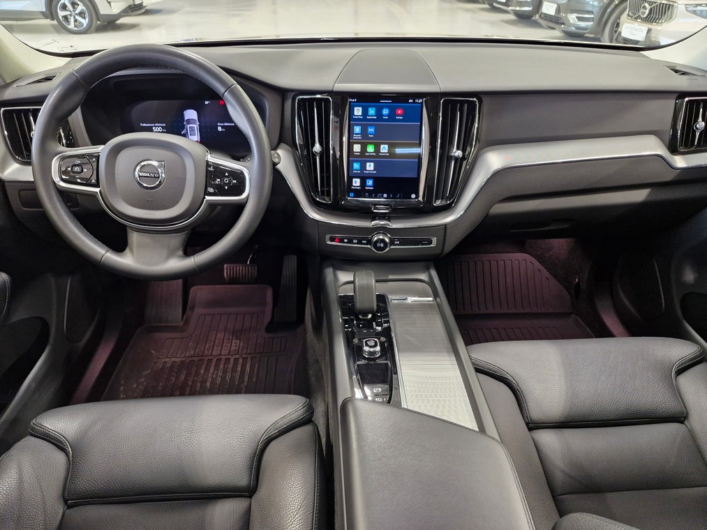 Volvo XC60 T8 AWD LONG RANGE PLUS DARK TAKUU 24KK/40TKM