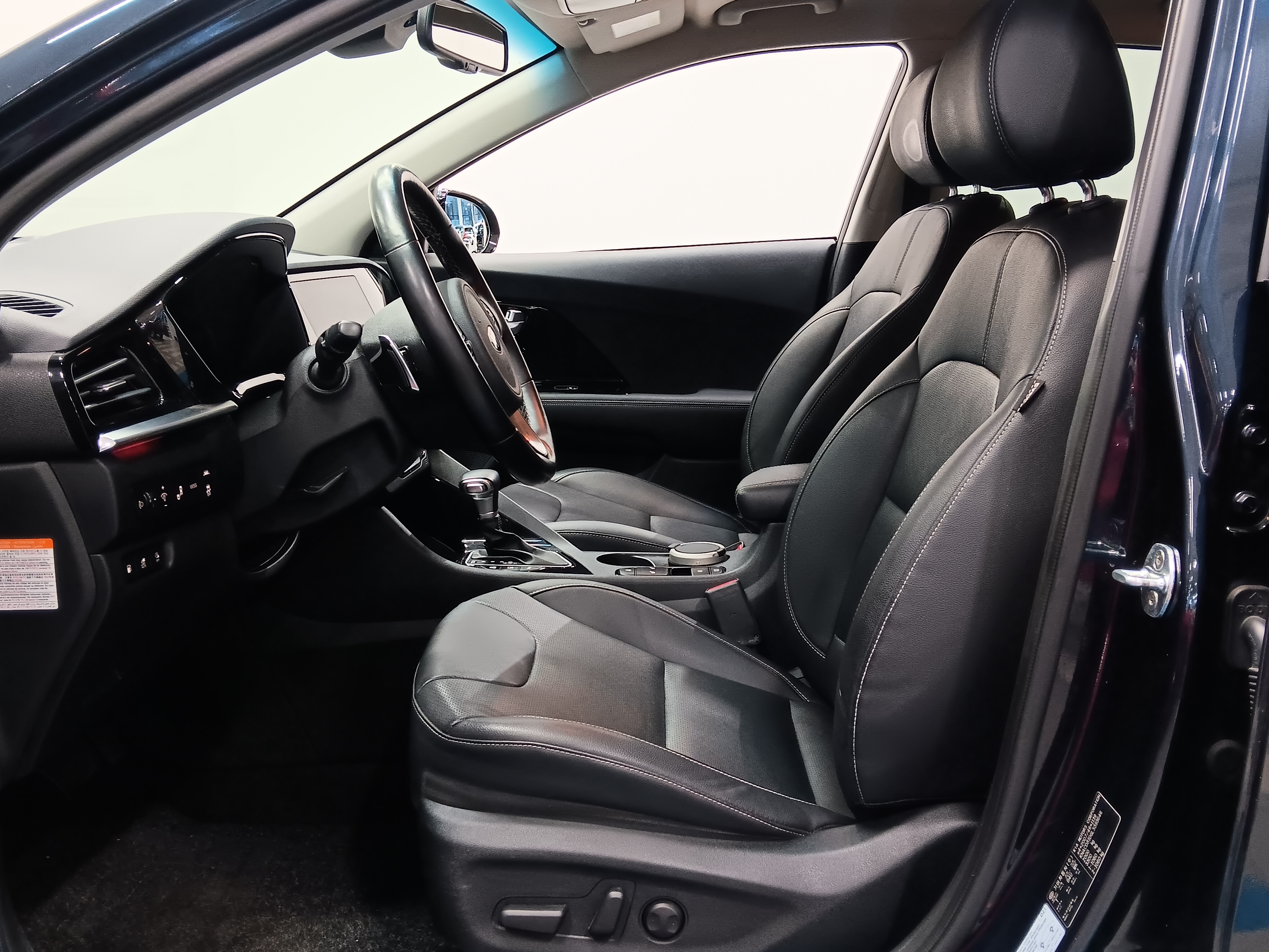 Kia NIRO PLUG-IN 1,6 GDI BUSINESS PREMIUM DCT.