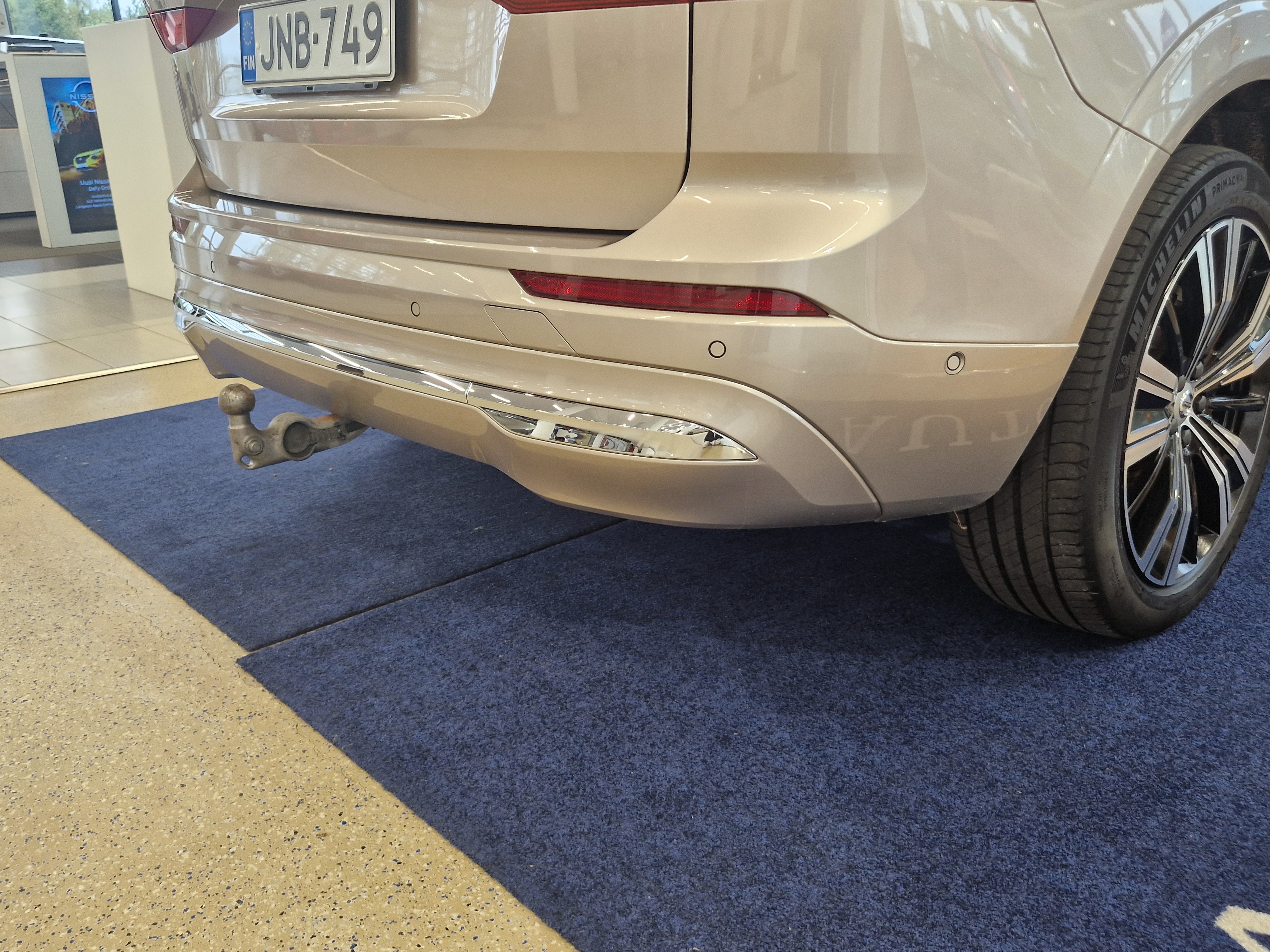 Volvo XC60 2024, photo 4/24