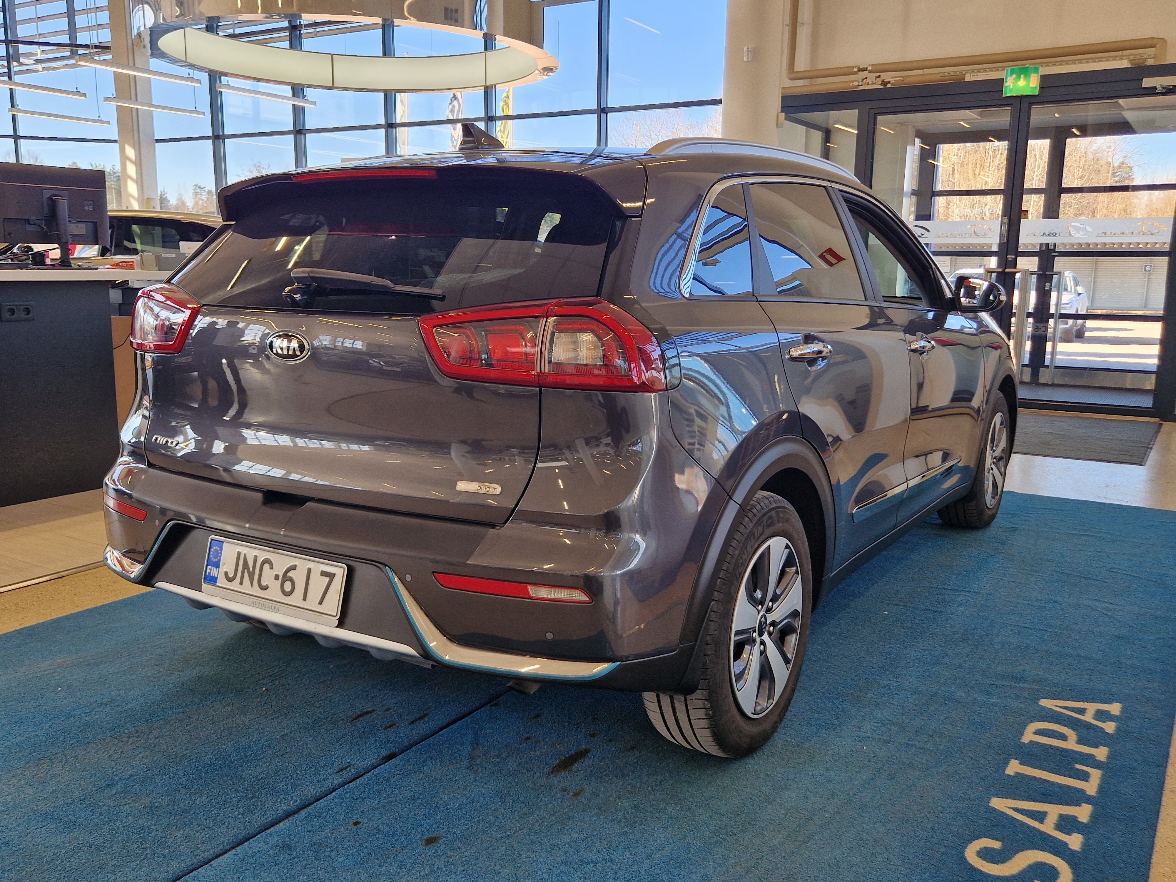 Kia NIRO PLUG-IN 1,6 GDI EX DCT