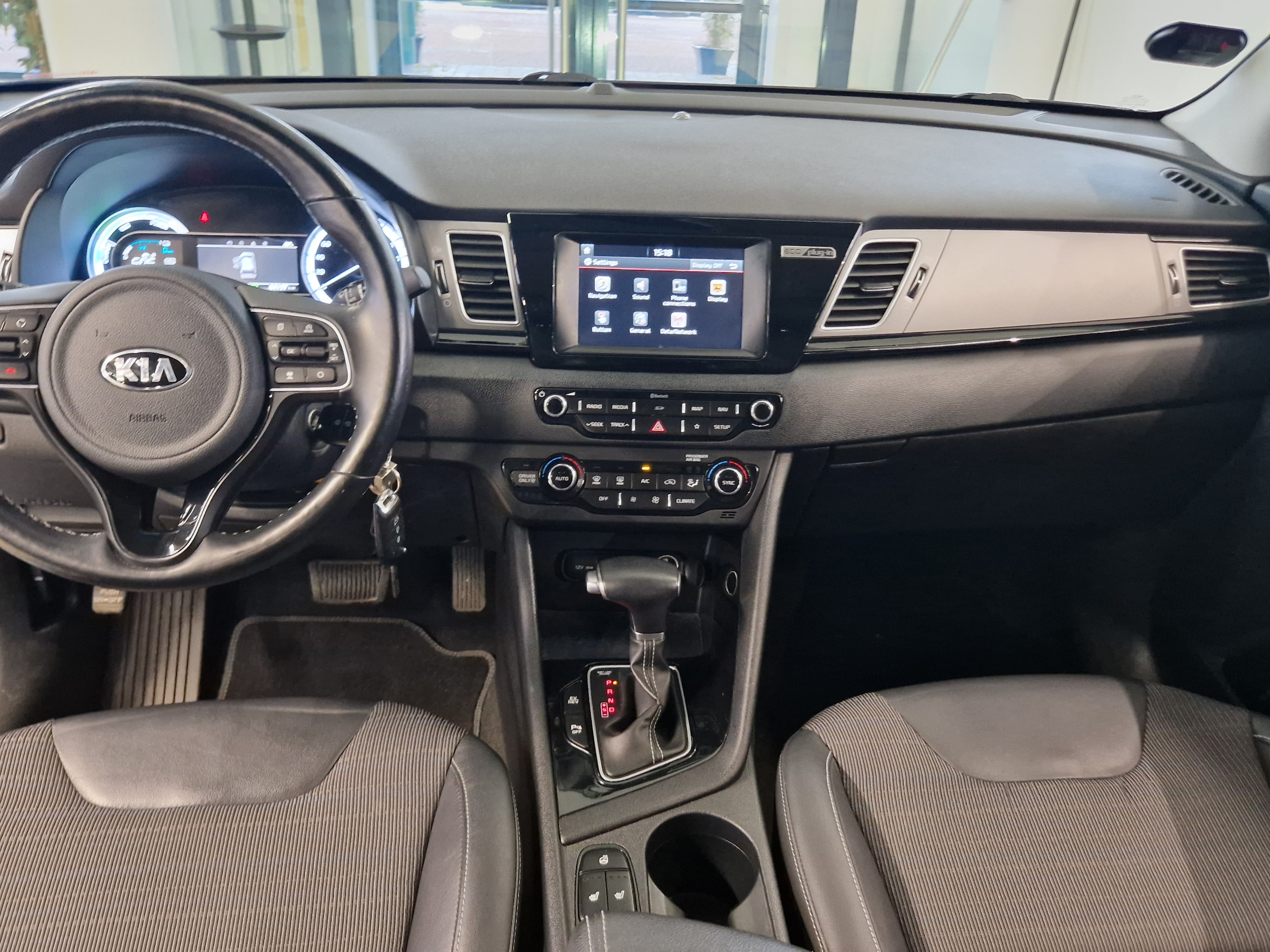 Kia NIRO PLUG-IN 1,6 GDI EX DCT