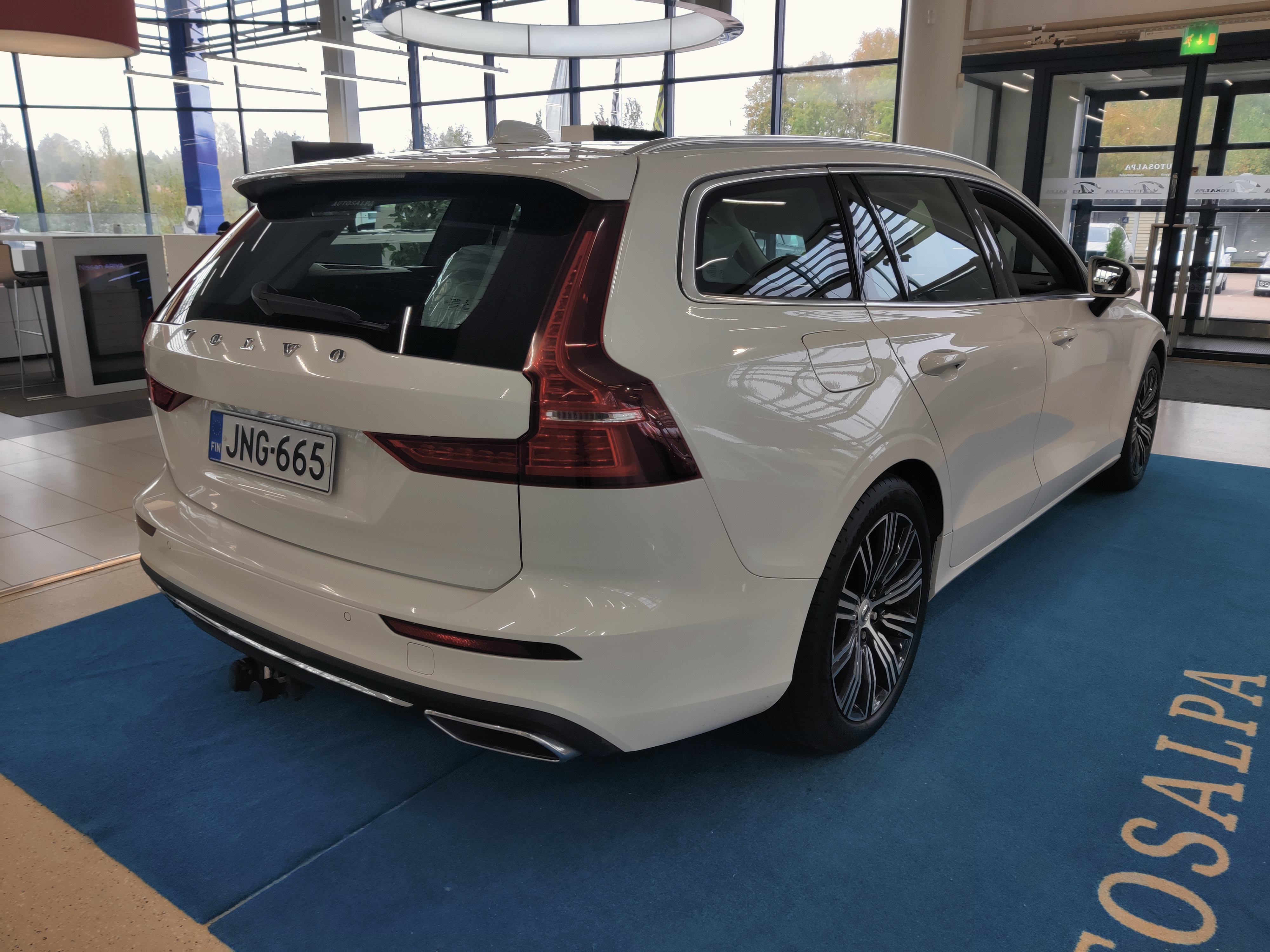 Volvo V60 T6 TWE AWD INSCRIPTION TAKUU 24KK/40TKM