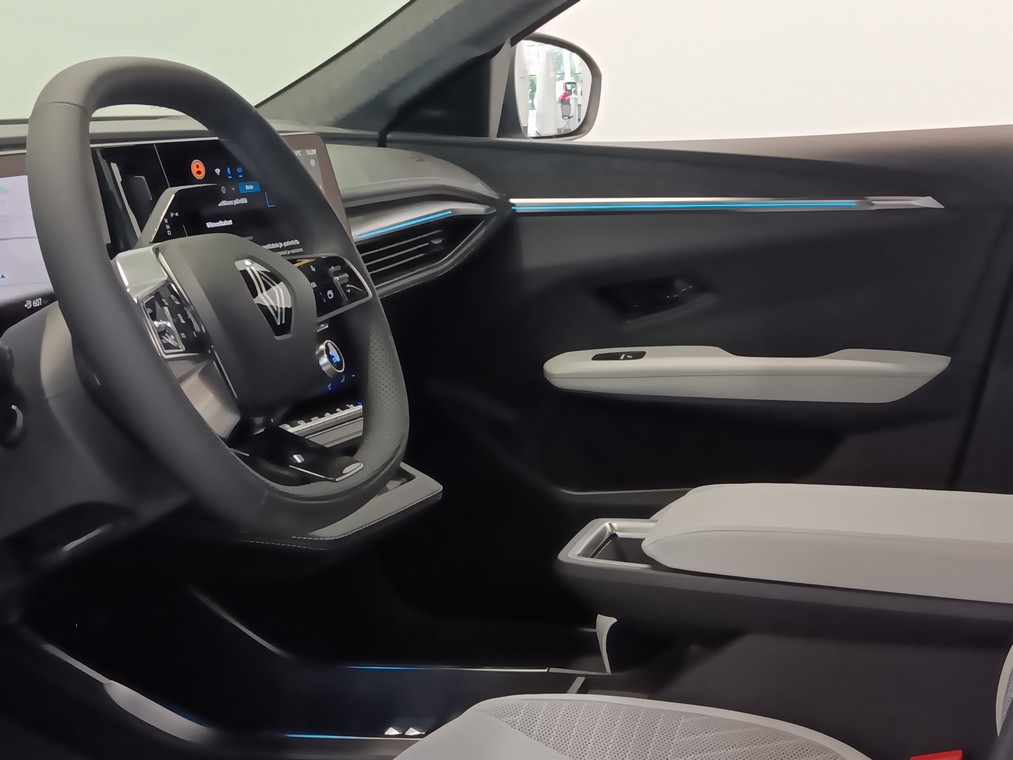 Renault SCENIC E-TECH ELECTRIC 220HV LONG RANGE ICONIC.
