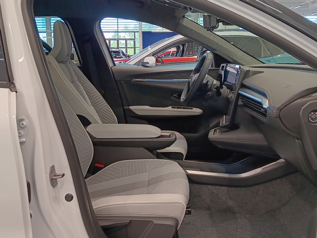 Renault SCENIC E-TECH ELECTRIC 220HV LONG RANGE ICONIC.