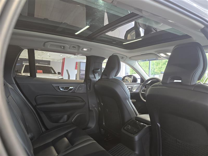Volvo V60 T8 AWD LONG RANGE ULTRA PRO DARK TAKUU 24KK/40TKM