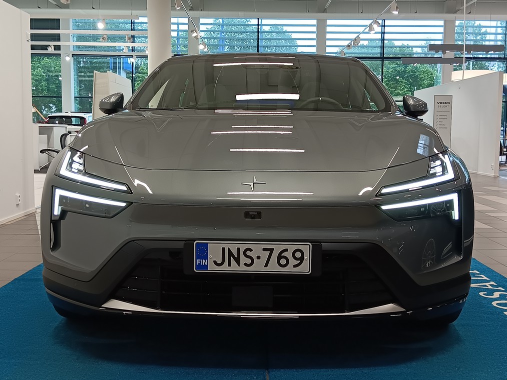 Polestar 4 LONG RANGE SINGLE MOTOR PLUS