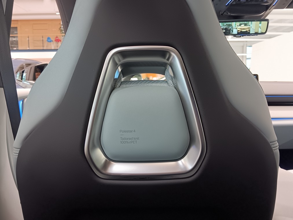 Polestar 4 LONG RANGE SINGLE MOTOR PLUS