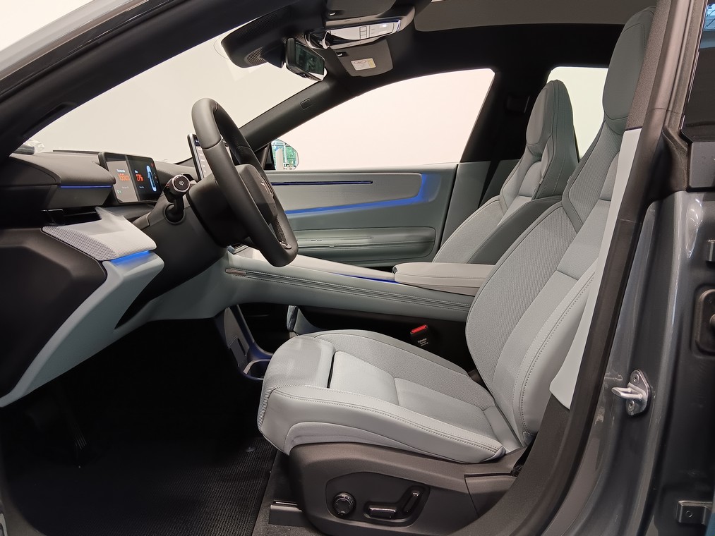 Polestar 4 LONG RANGE SINGLE MOTOR PLUS