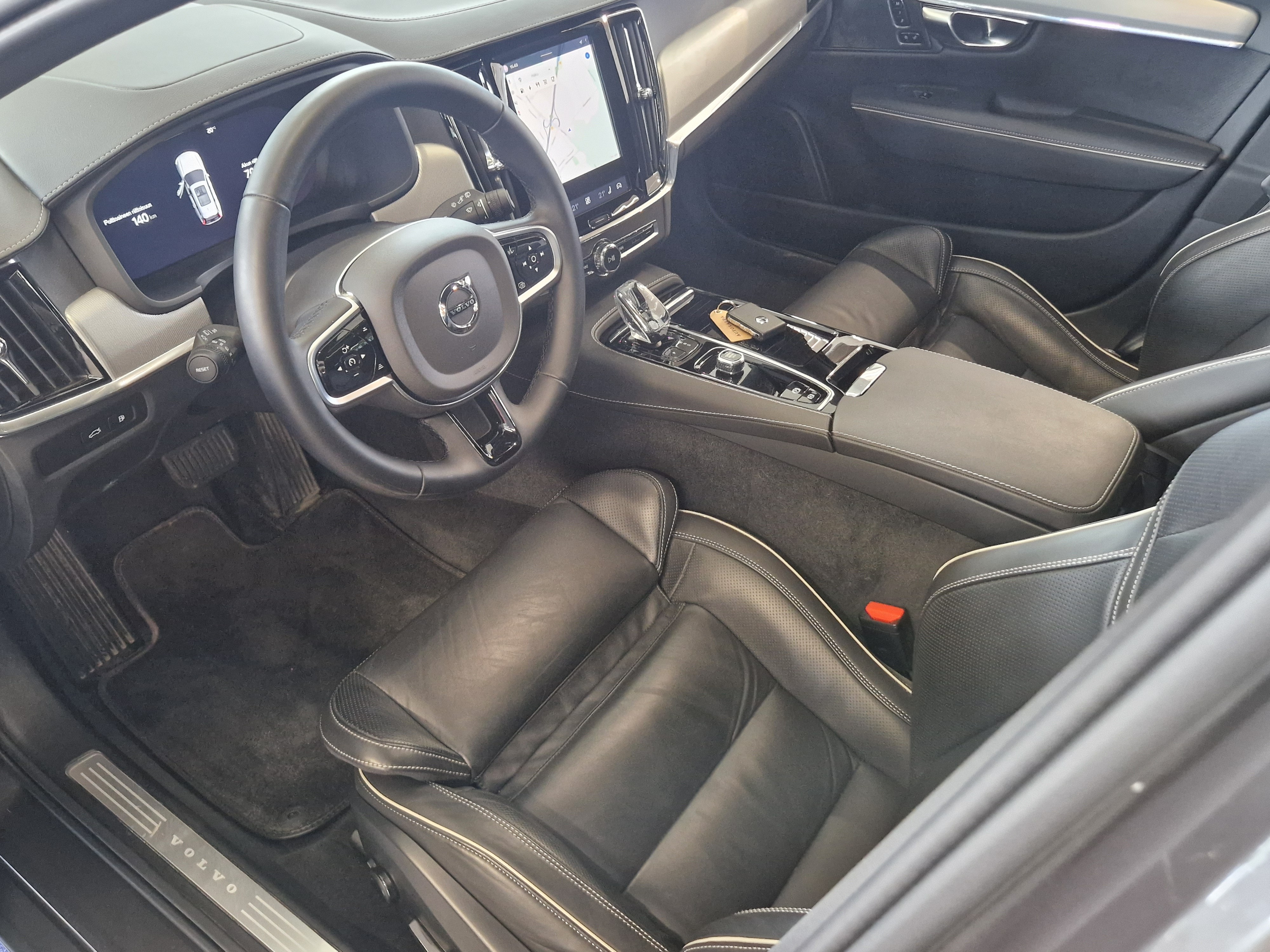 Volvo V90 2025, kuva 3/19