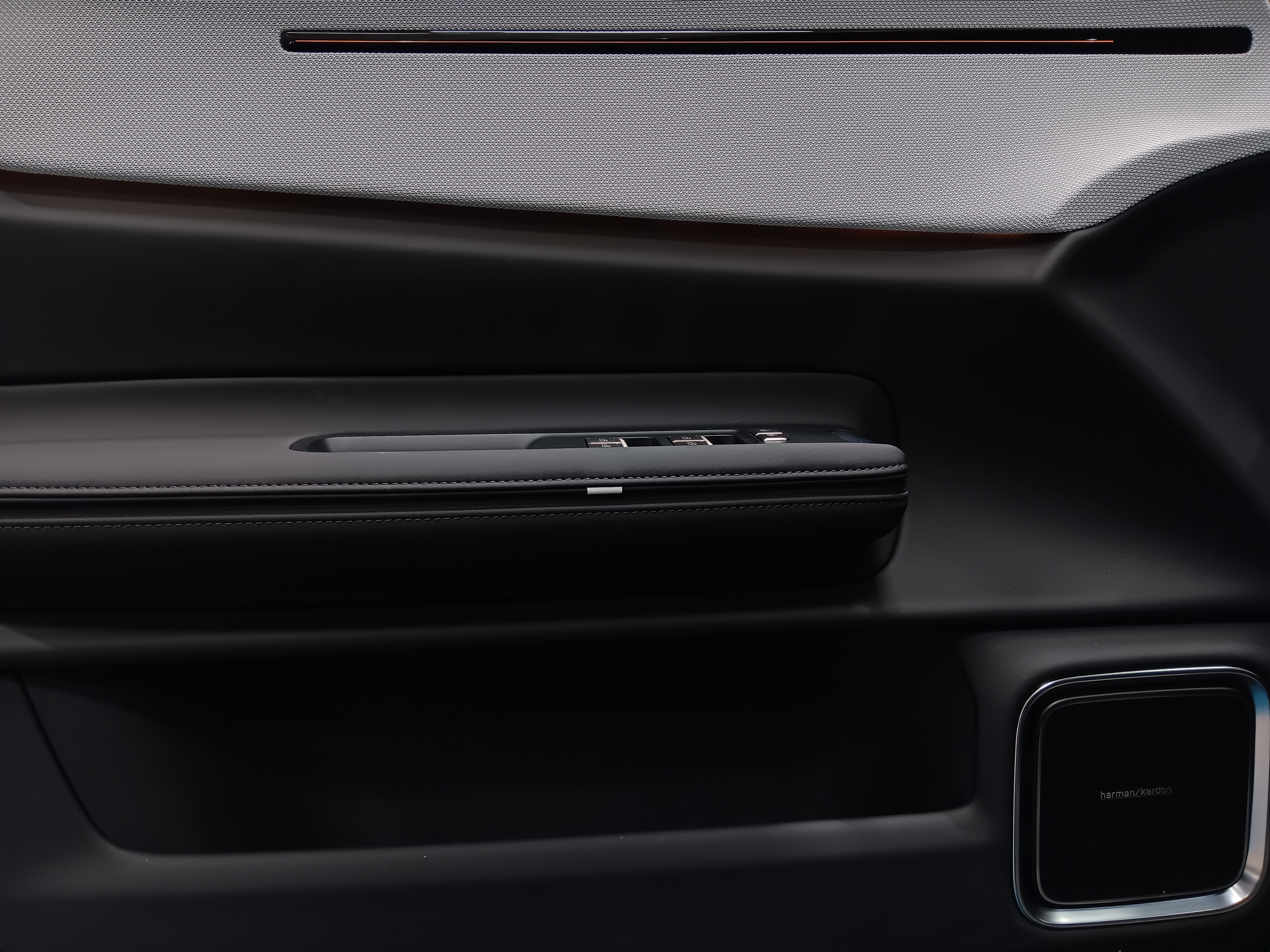 Polestar 4 LONG RANGE DUAL MOTOR PRIME