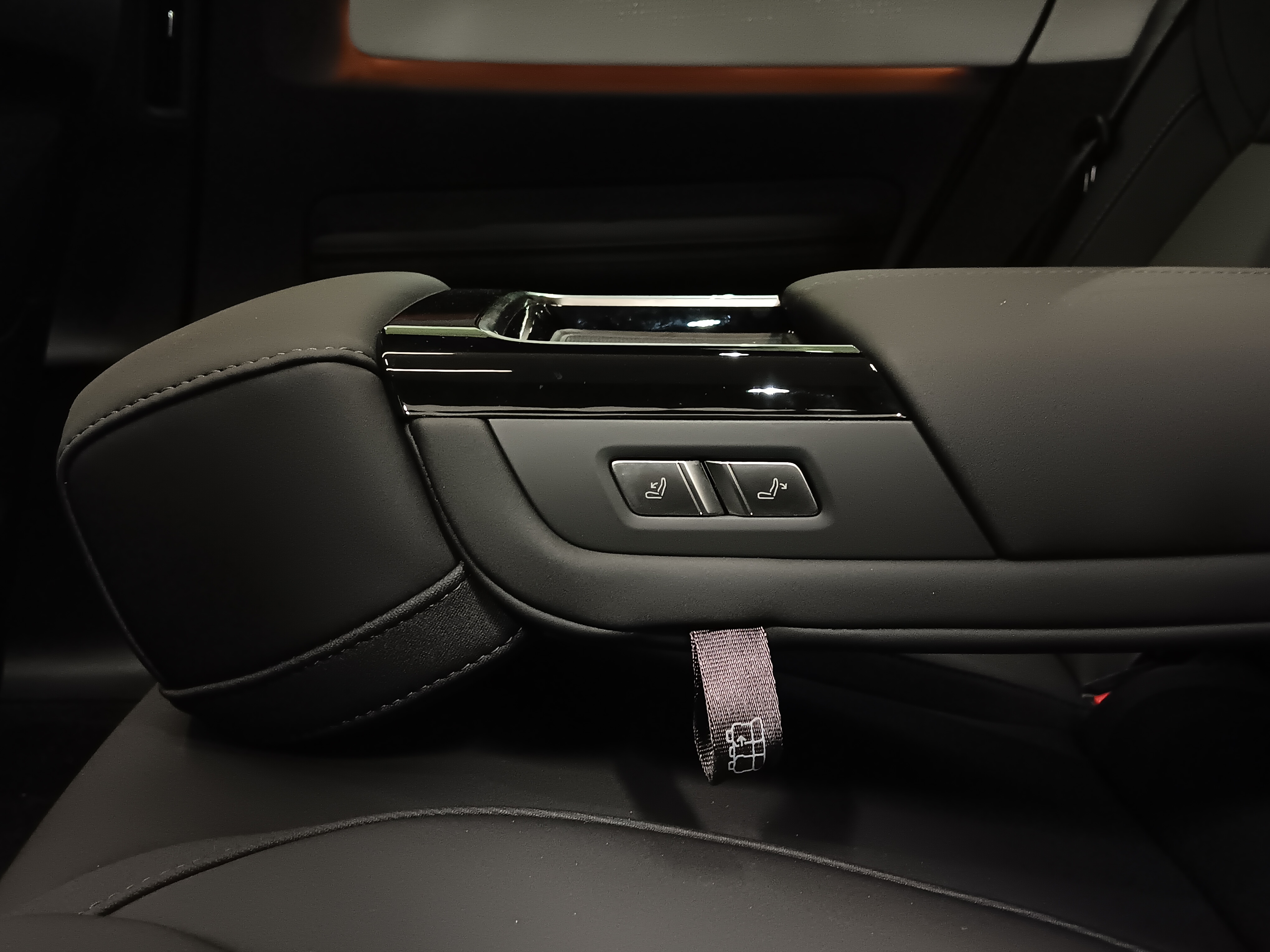 Polestar 4 LONG RANGE DUAL MOTOR PRIME