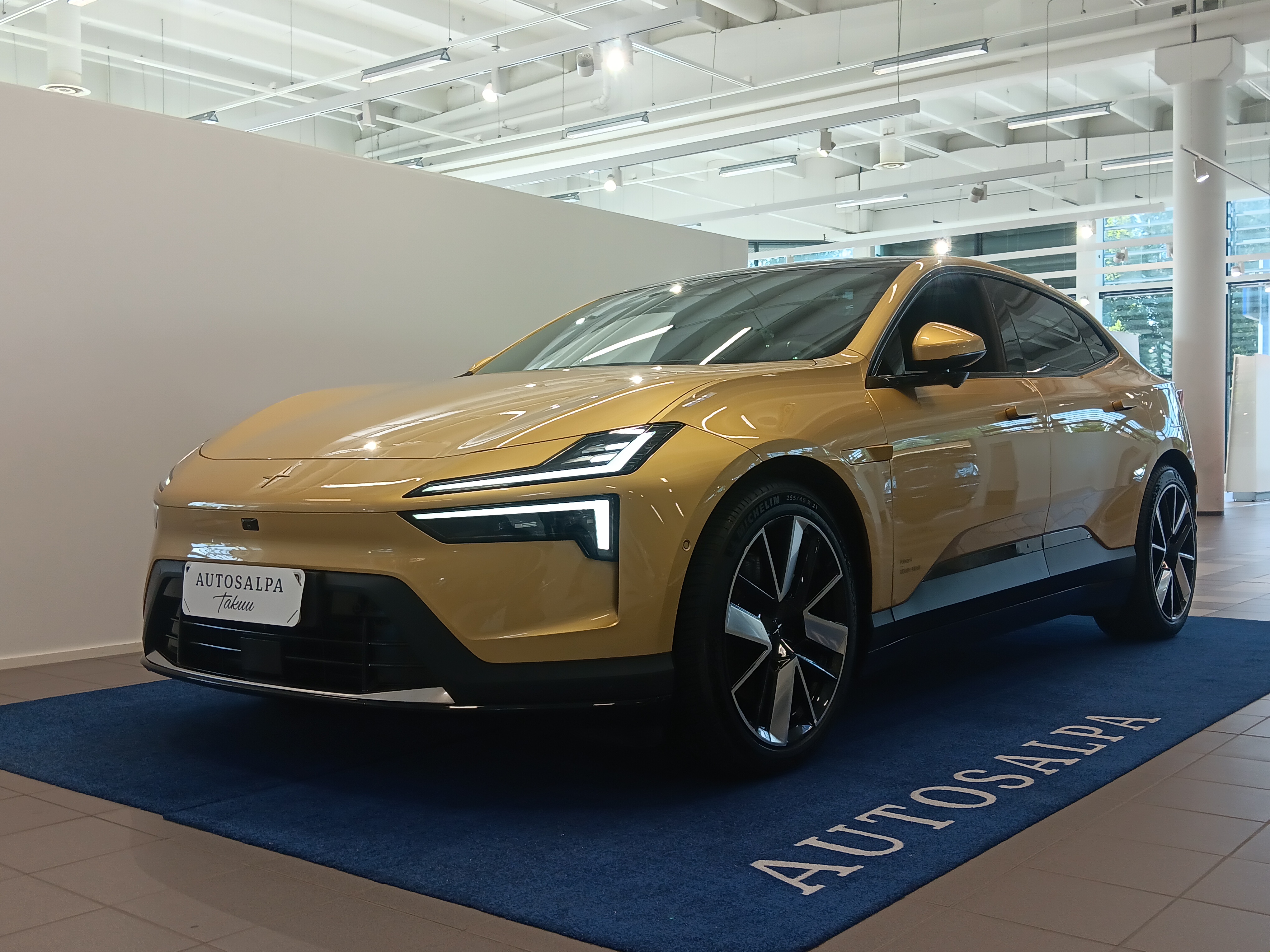 Polestar 4 LONG RANGE DUAL MOTOR PLUS