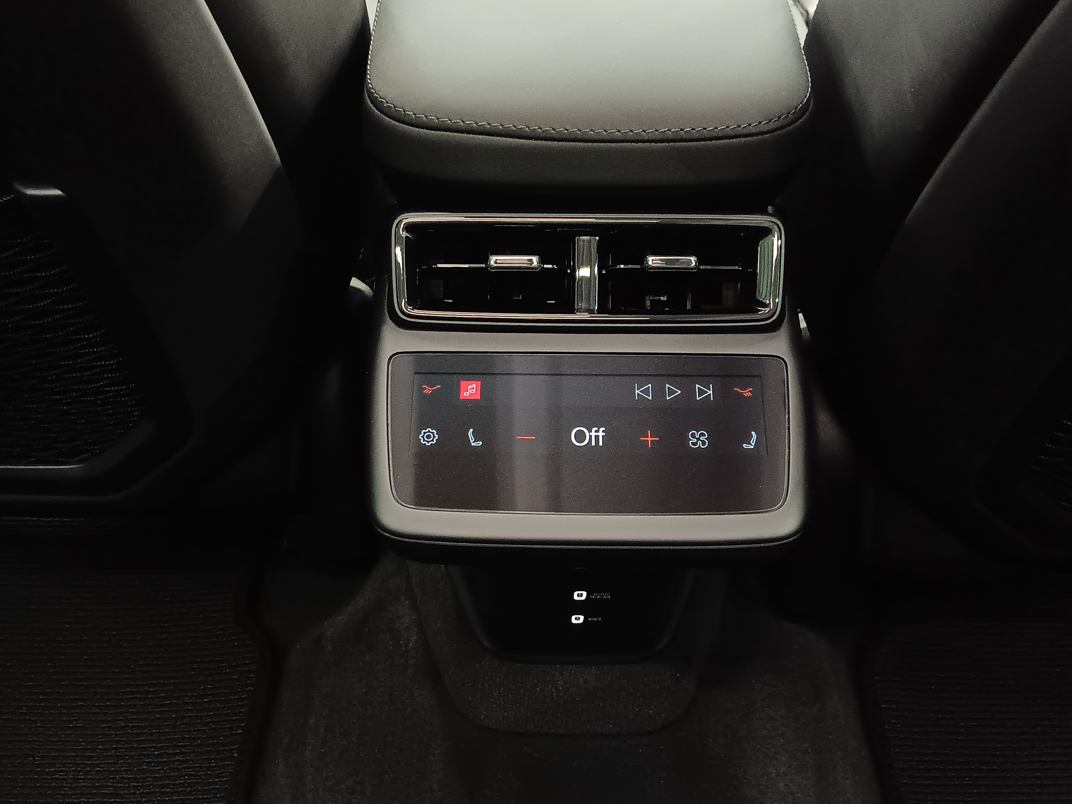 Polestar 4 LONG RANGE DUAL MOTOR PLUS