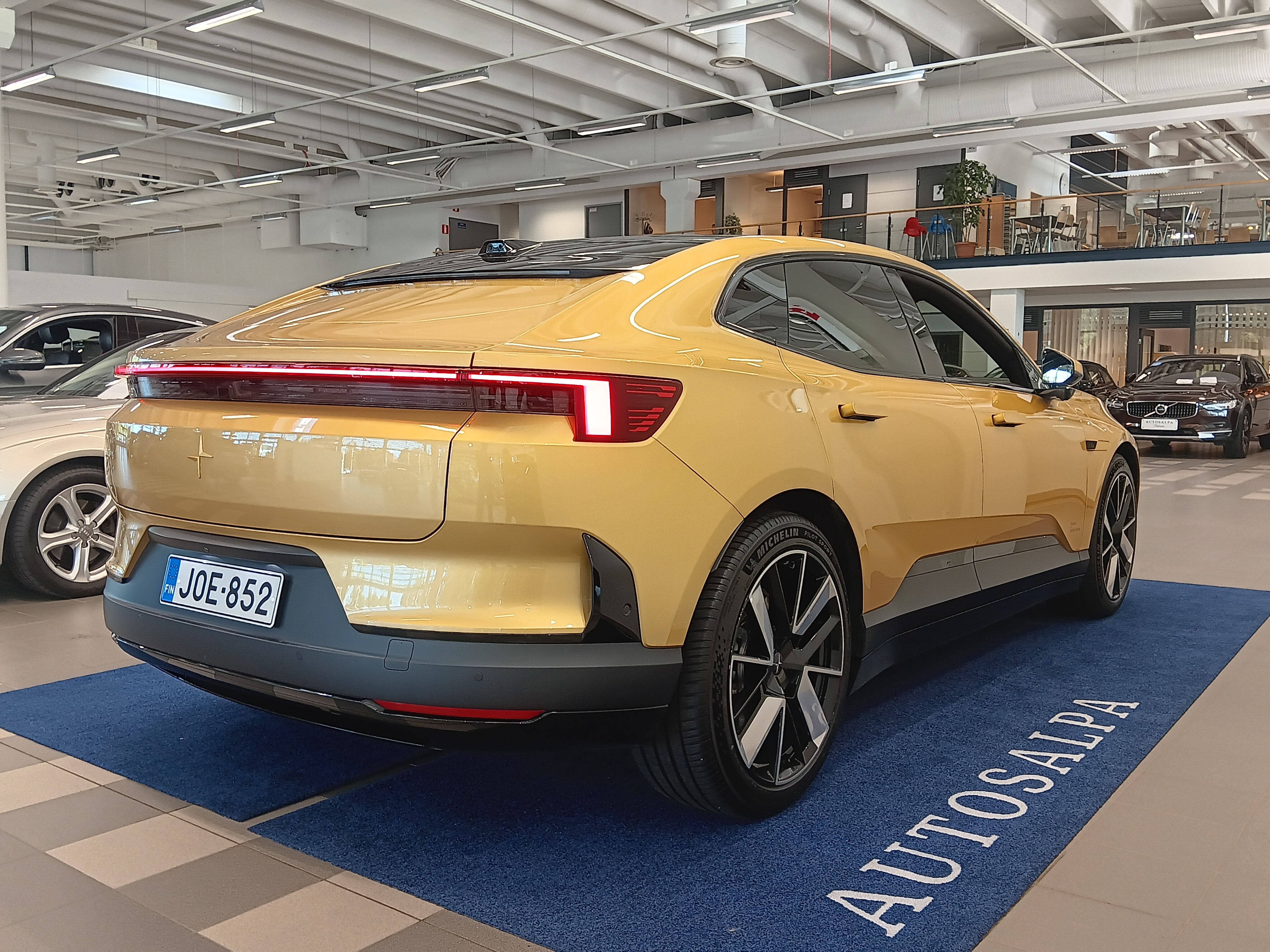 Polestar 4 LONG RANGE DUAL MOTOR PLUS