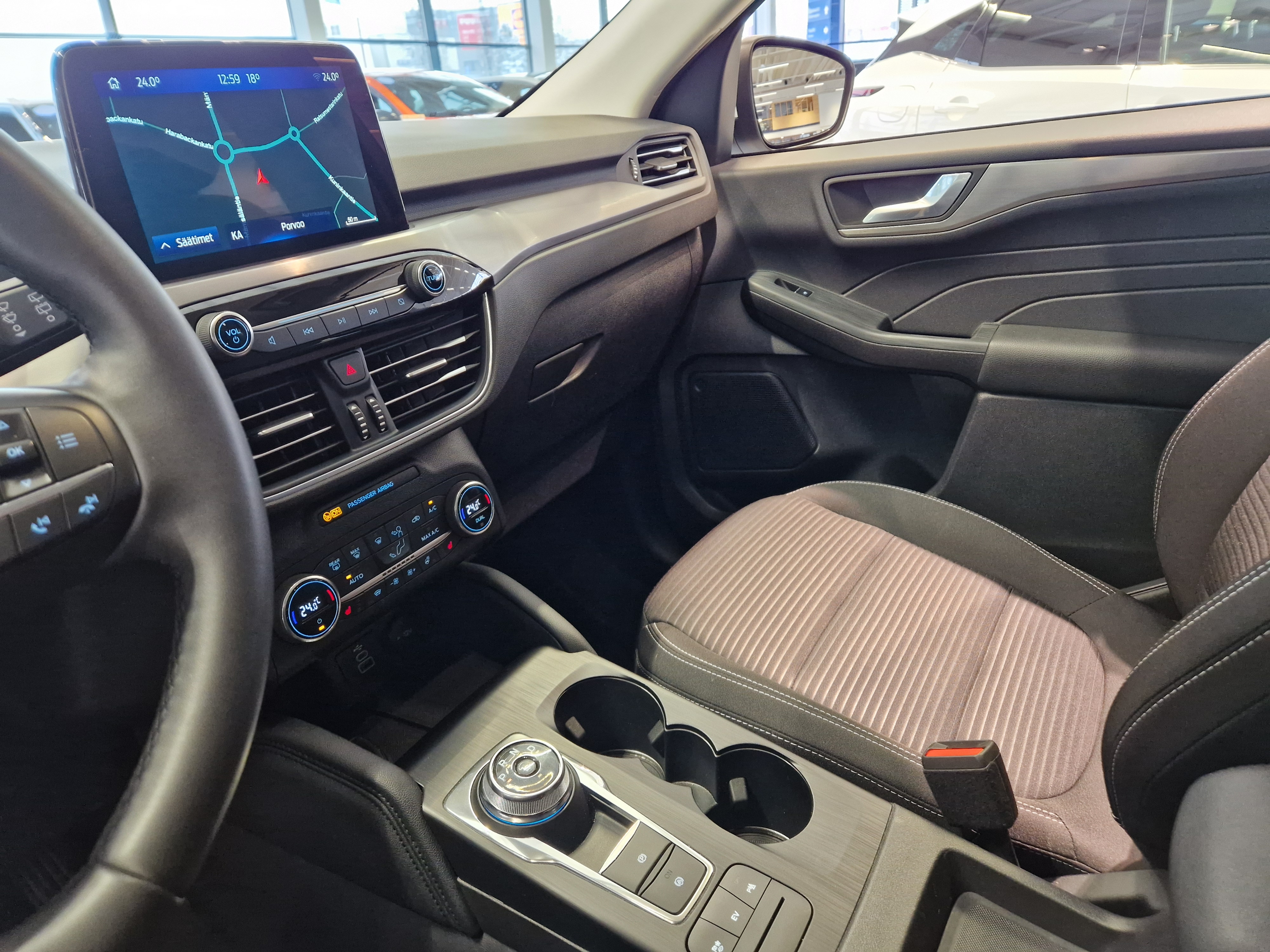 Ford KUGA 2,5 LADATTAVA HYBRIDI (PHEV) 225HV CVT FWD TITANIU
