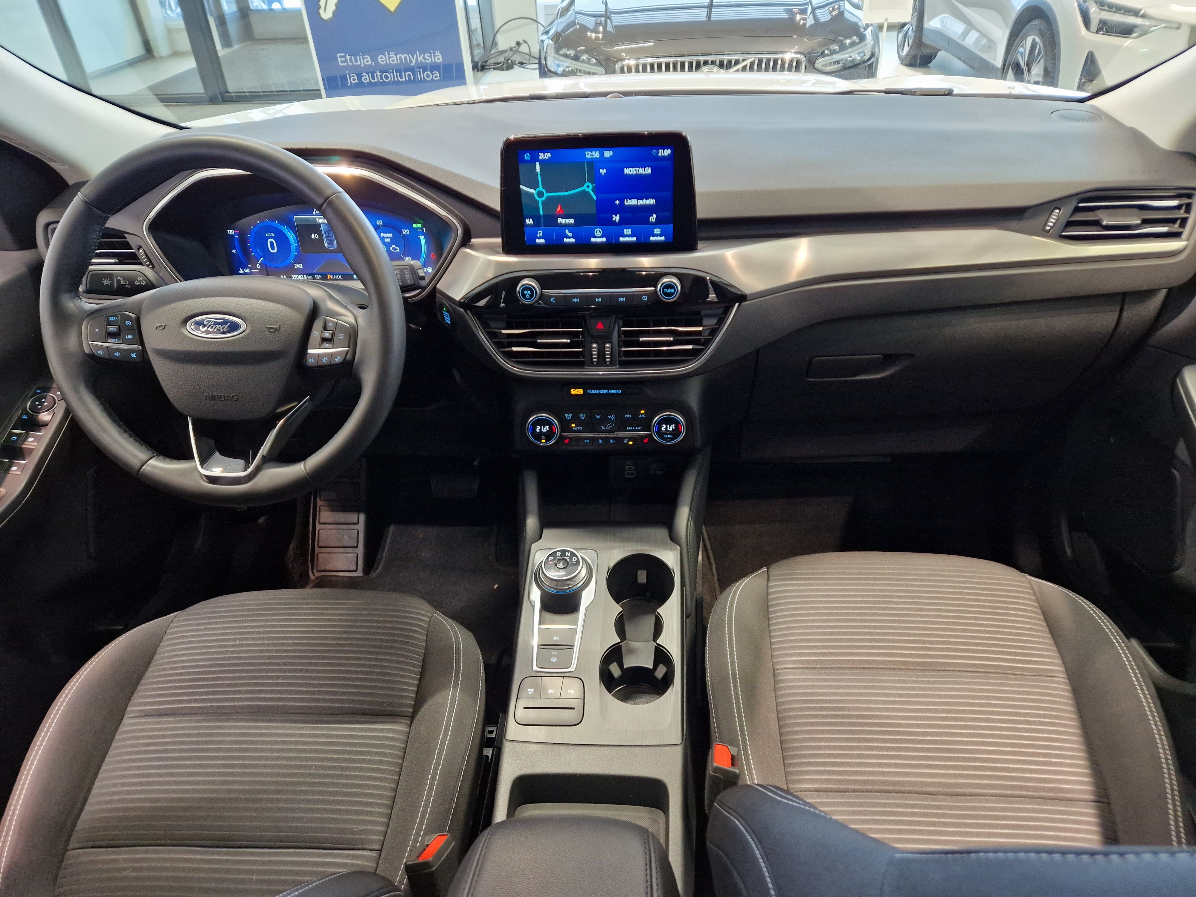 Ford KUGA 2,5 LADATTAVA HYBRIDI (PHEV) 225HV CVT FWD TITANIU