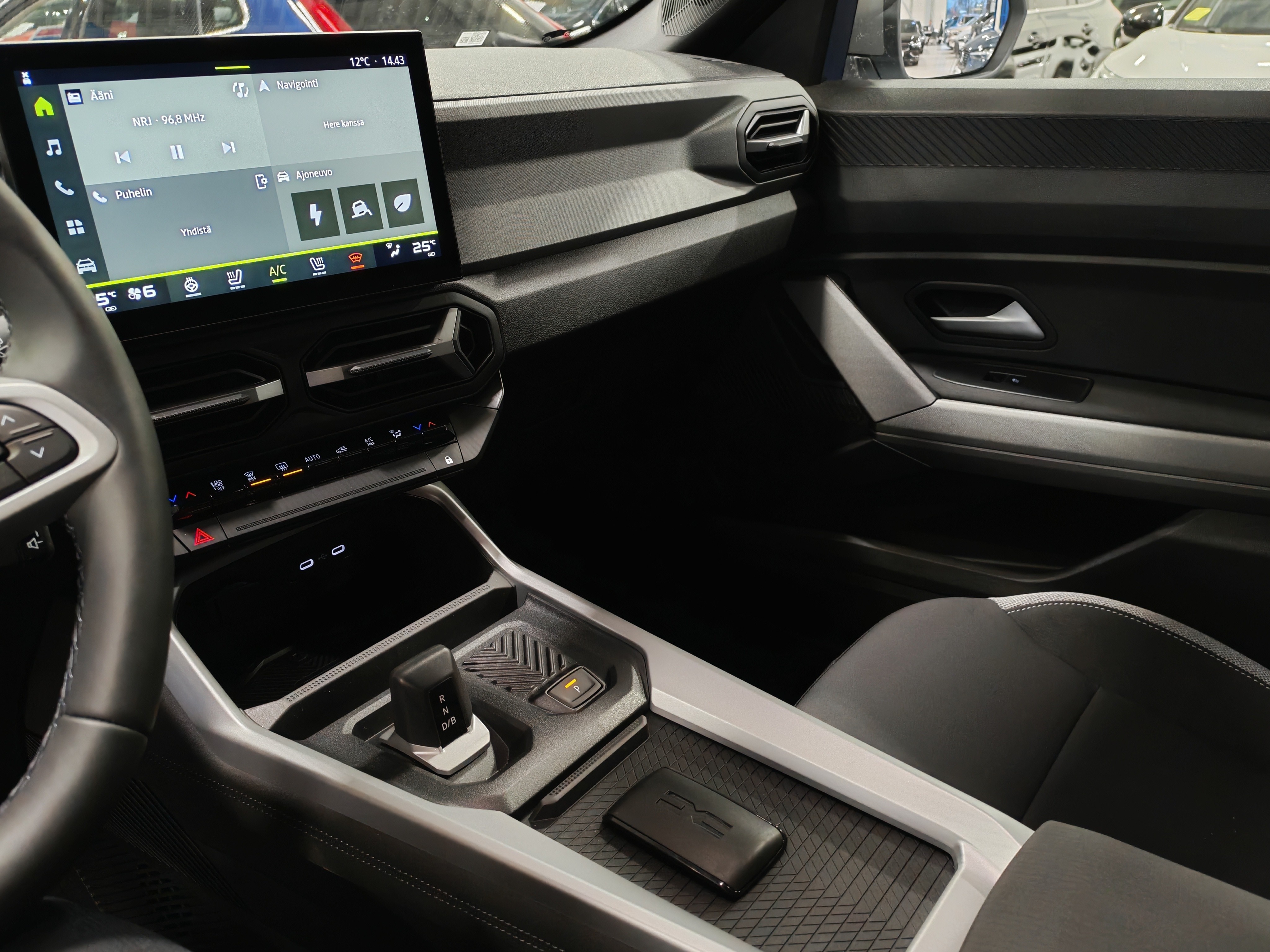 Dacia BIGSTER HYBRID 155 4X2 JOURNEY